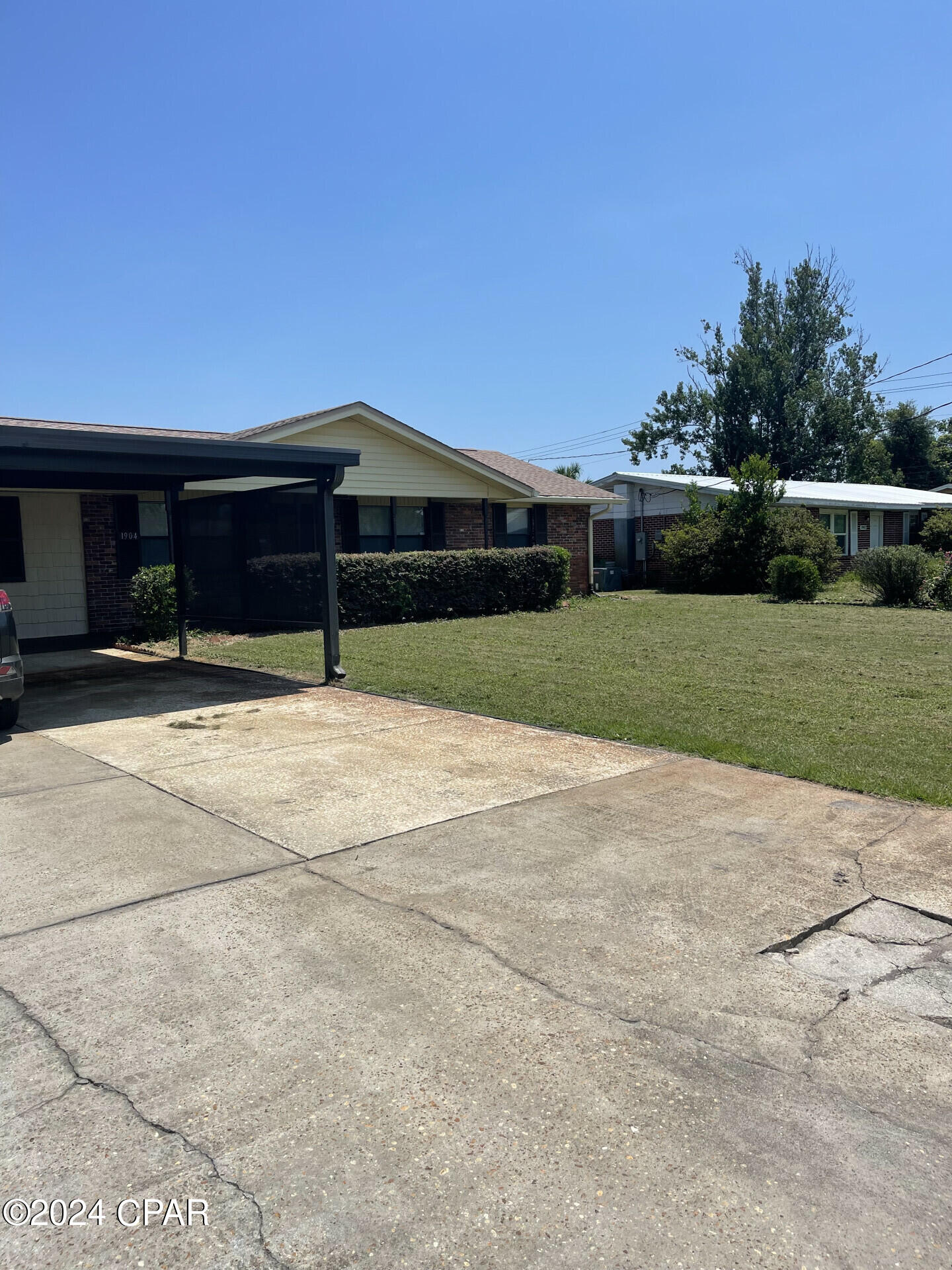 Hentz 1st Add Unit B - Residential