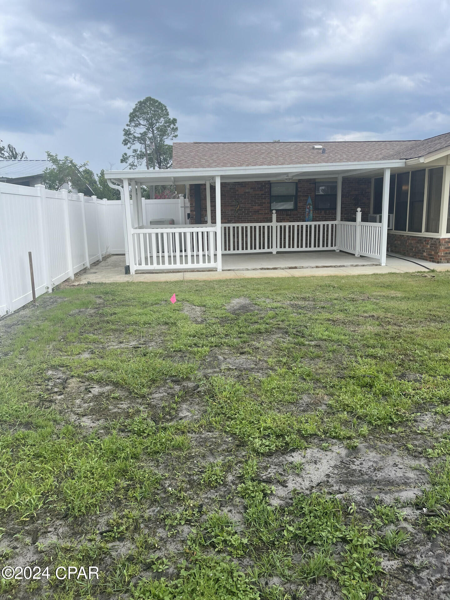 Hentz 1st Add Unit B - Residential