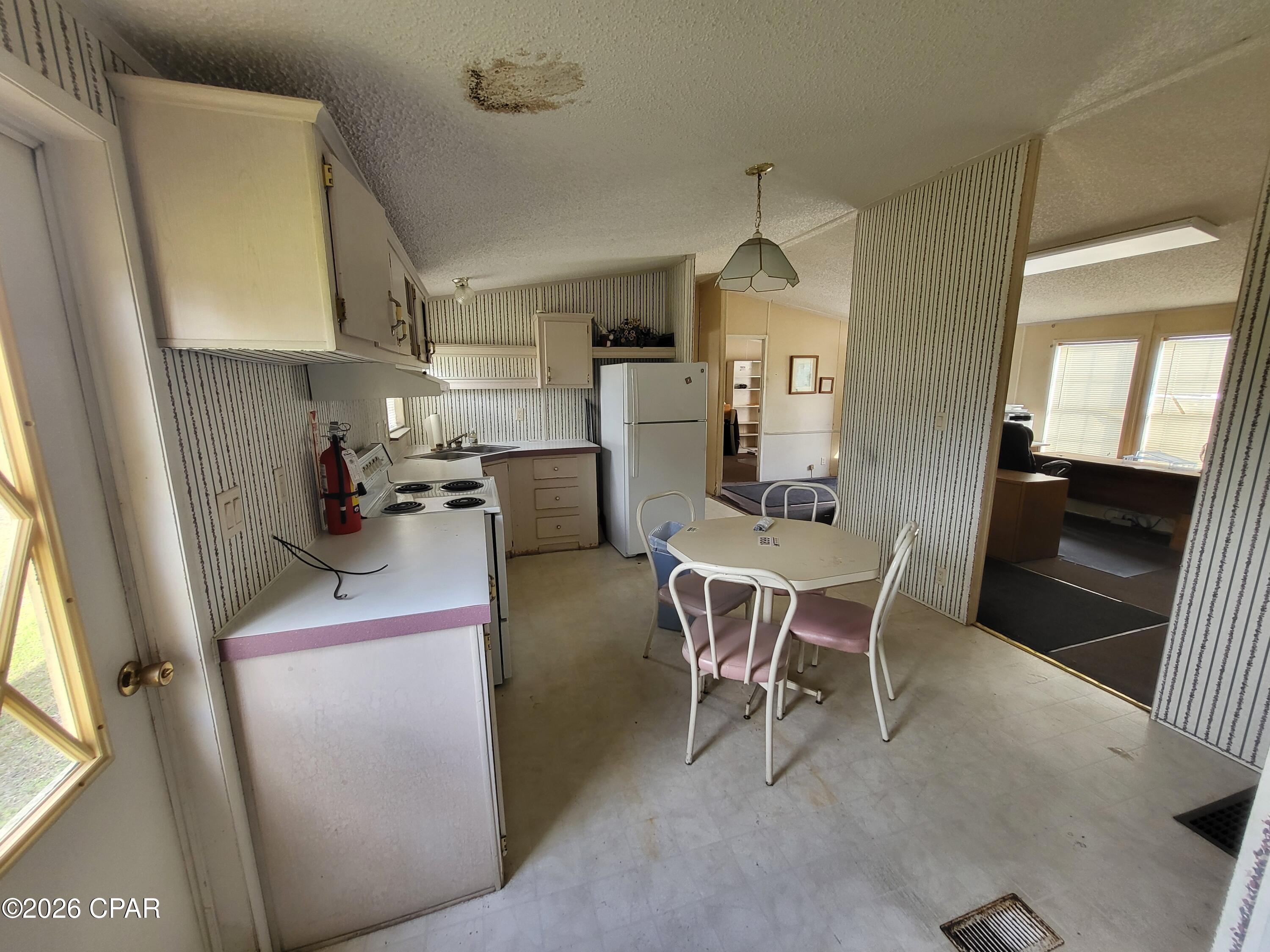 [No Recorded Subdiv] - Commercial Lease