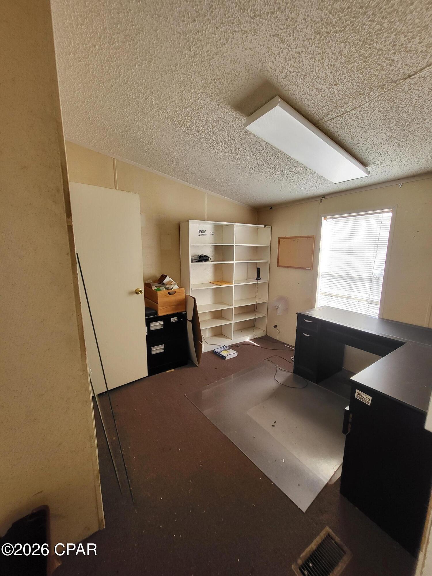 [No Recorded Subdiv] - Commercial Lease