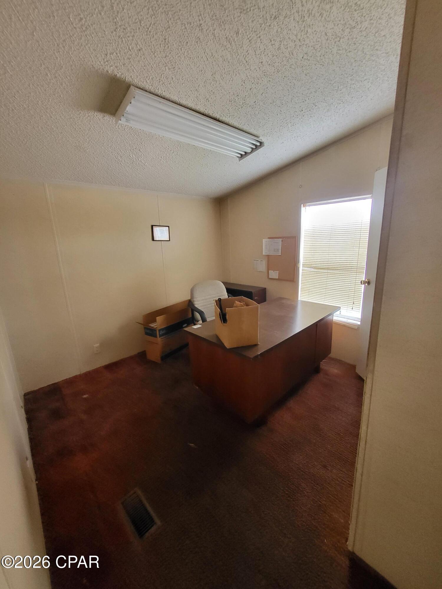 [No Recorded Subdiv] - Commercial Lease