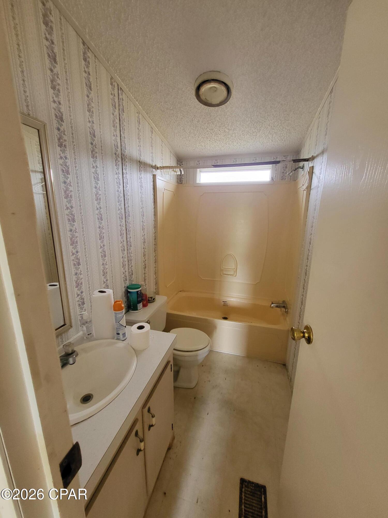 [No Recorded Subdiv] - Commercial Lease