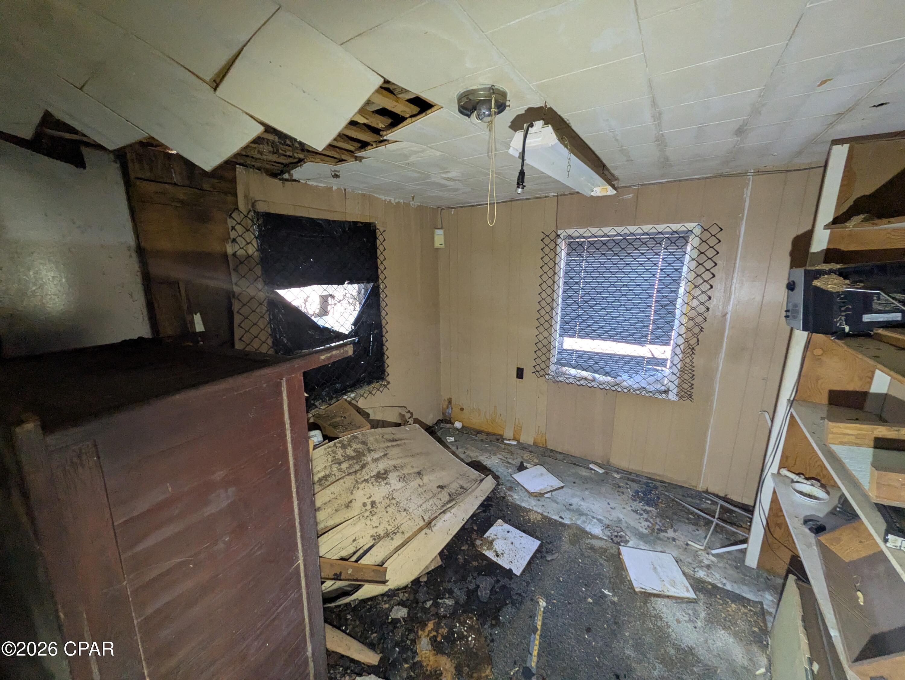 Green Hills - Commercial Sale