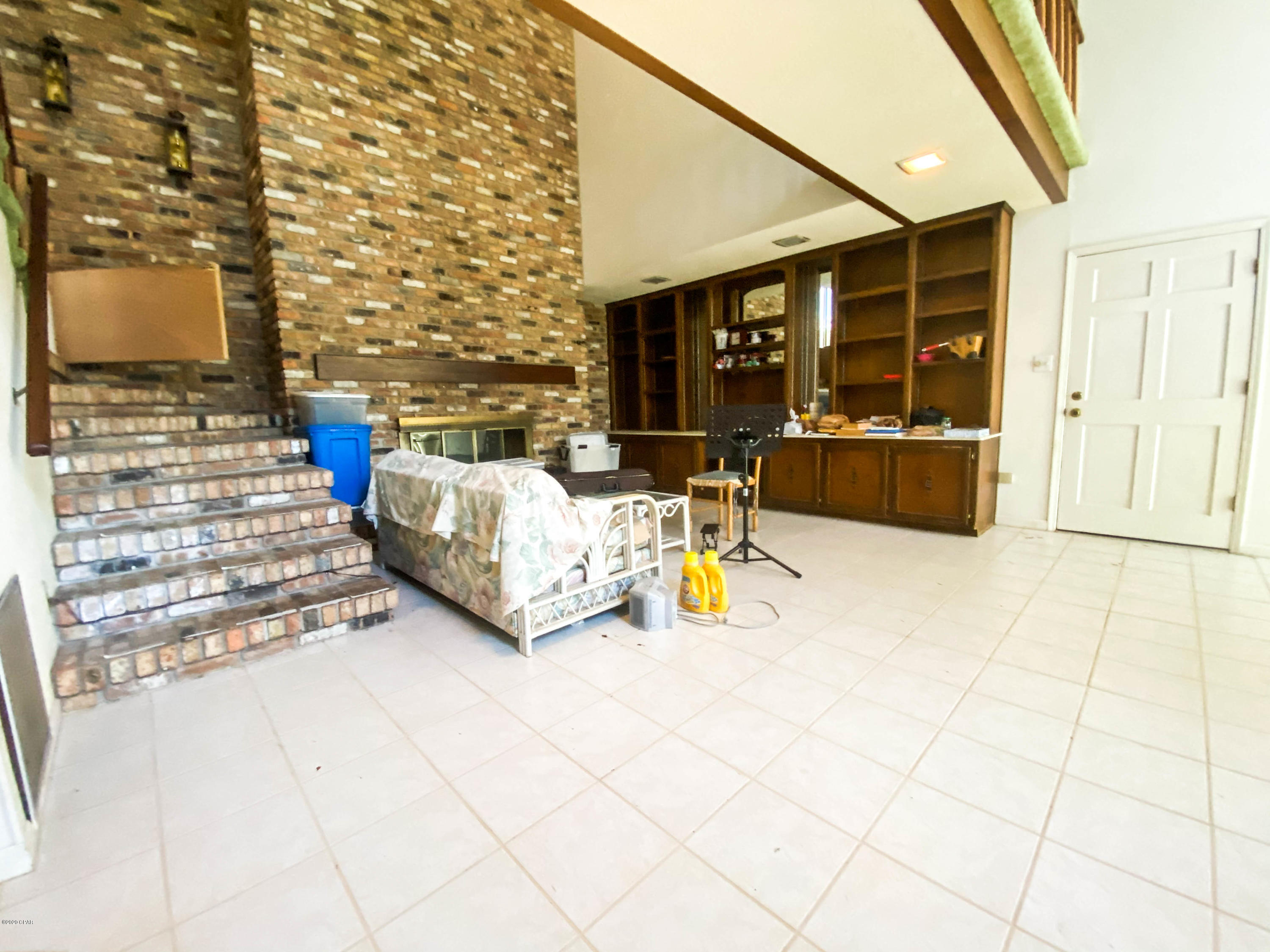 Pretty Bayou Island - Residential