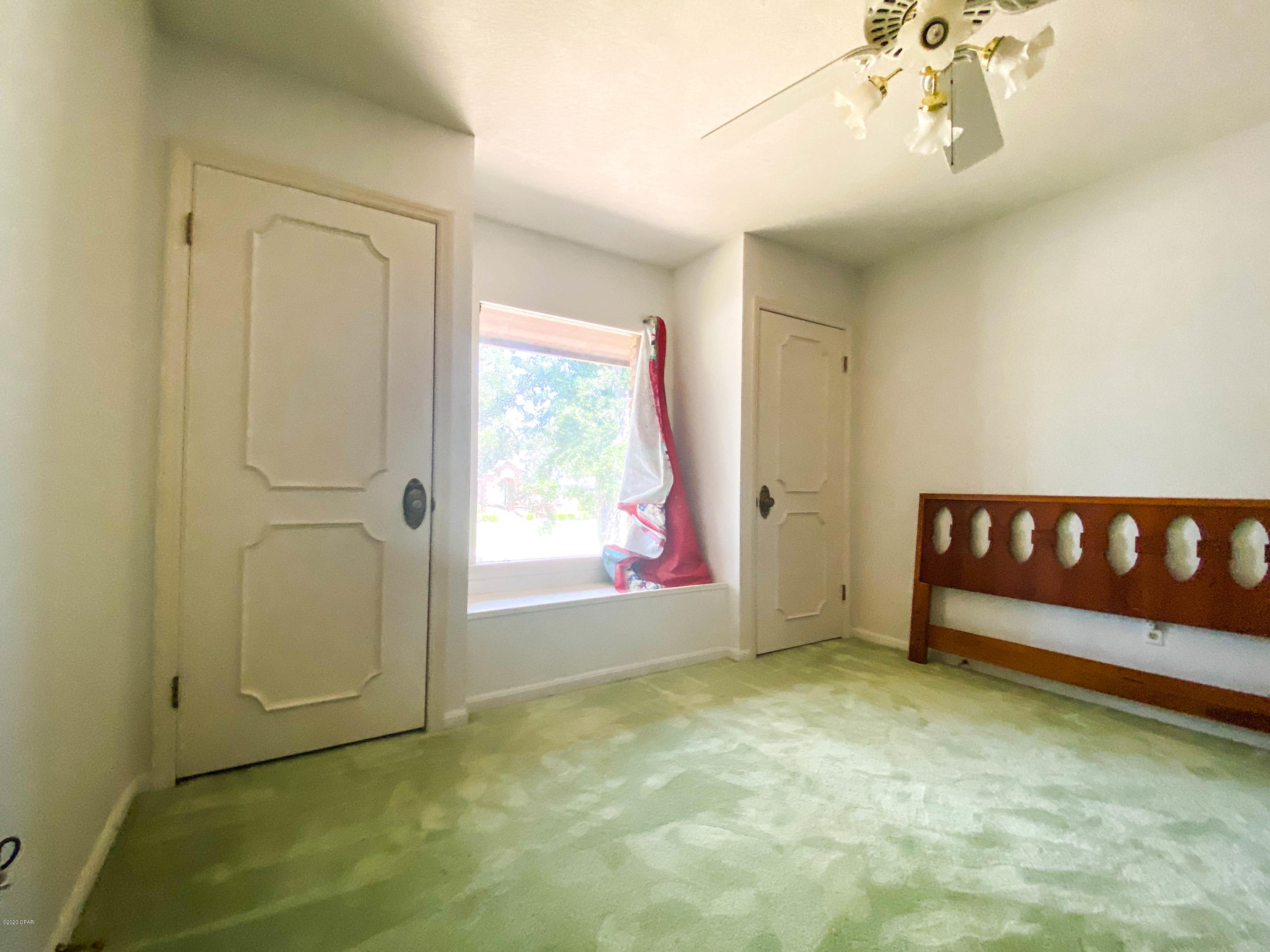 Pretty Bayou Island - Residential