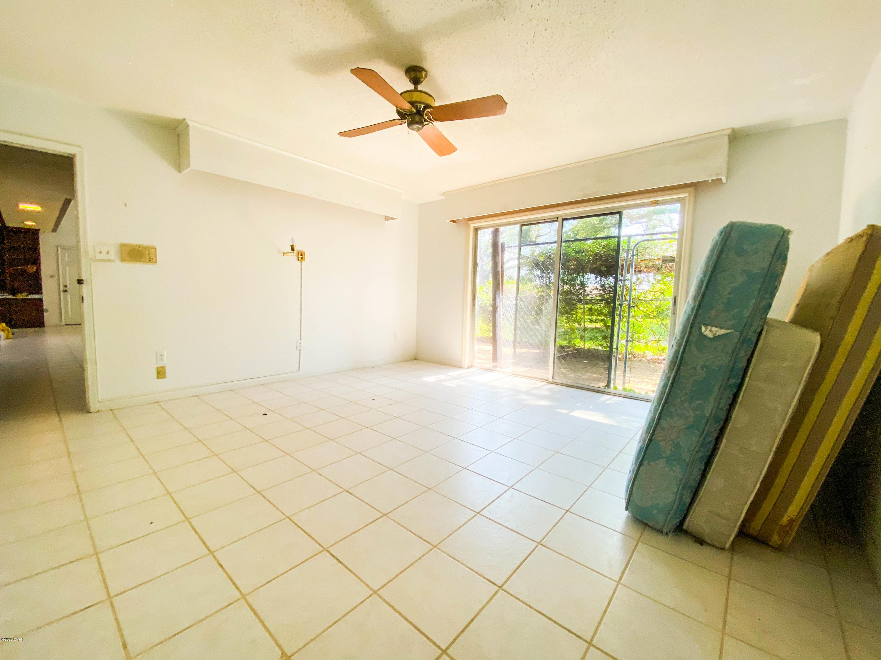 Pretty Bayou Island - Residential