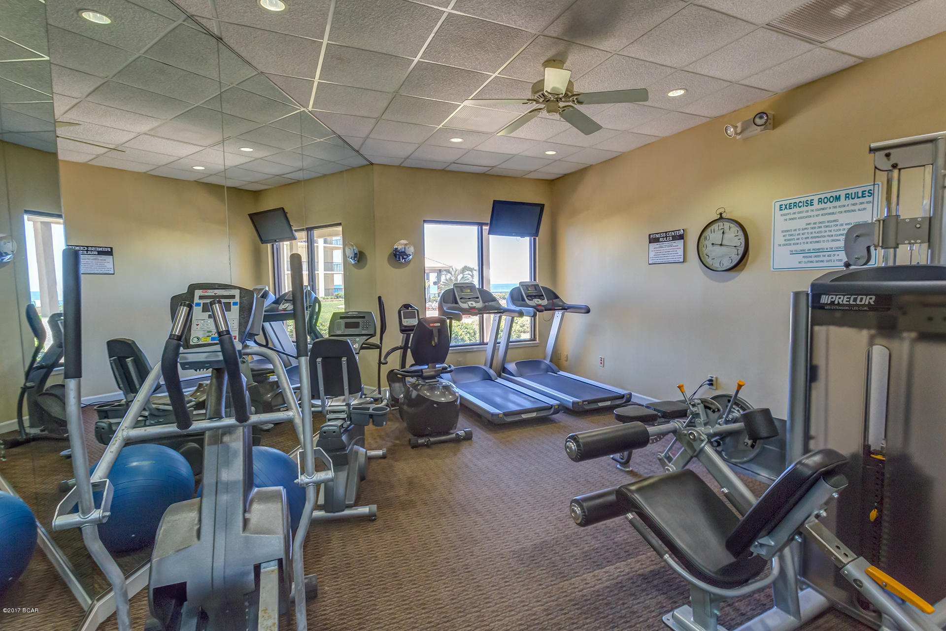 Summerwinds Condo - Residential