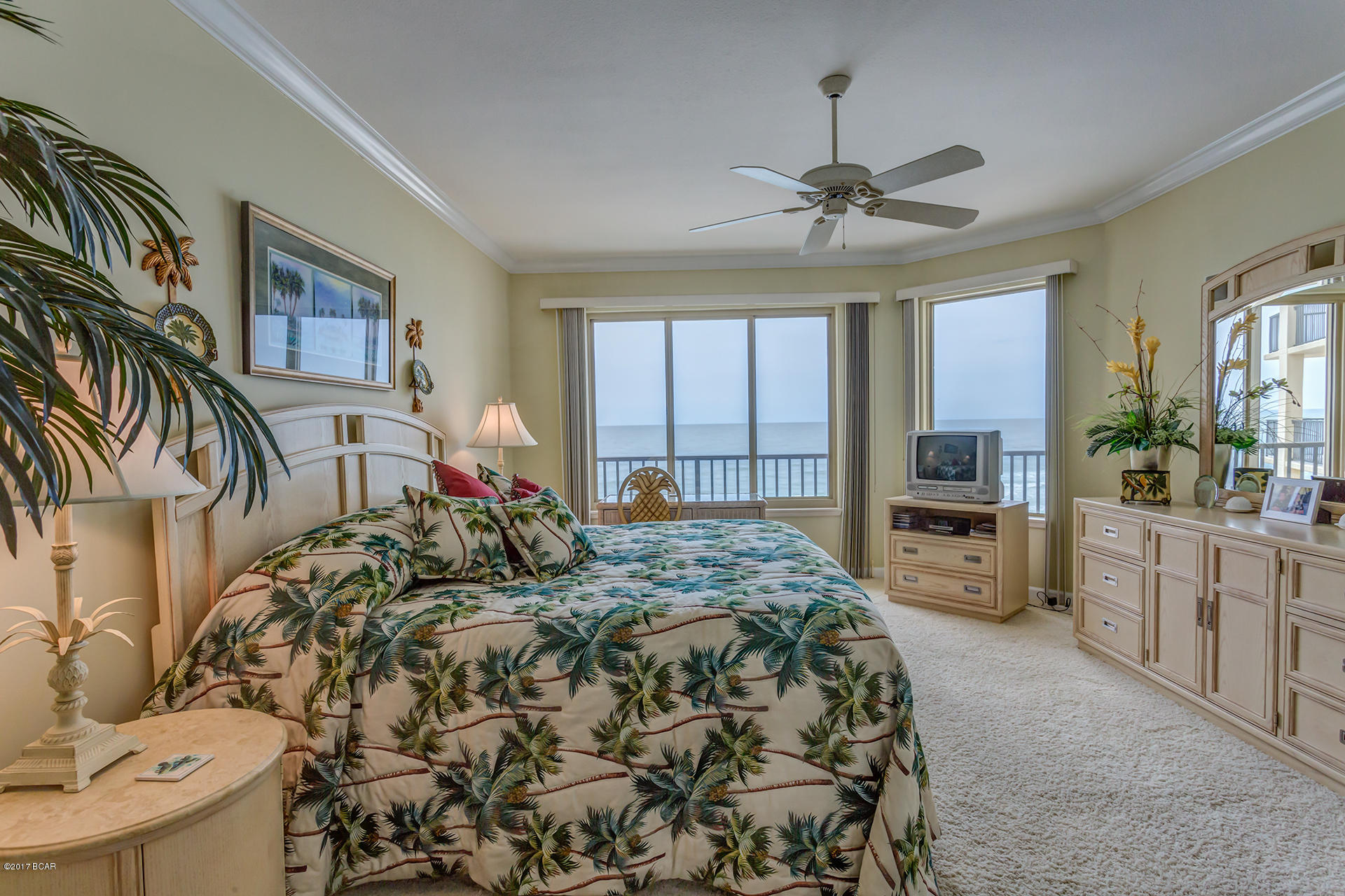 Summerwinds Condo - Residential