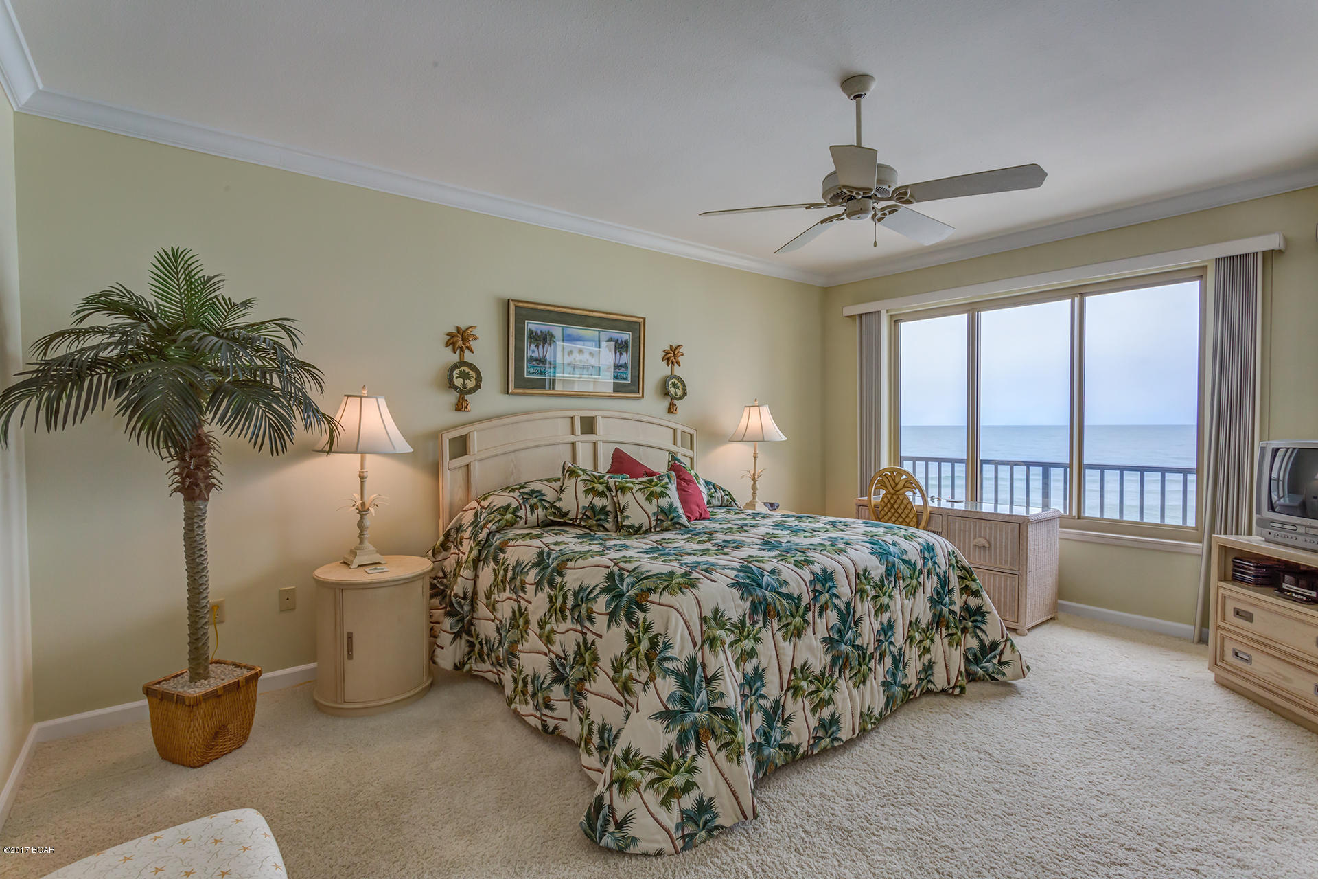 Summerwinds Condo - Residential