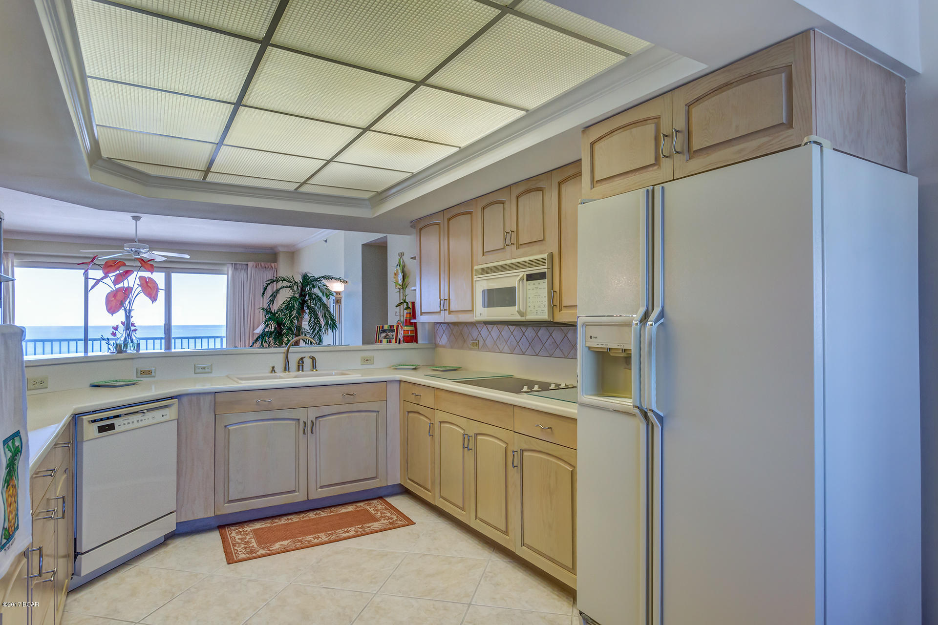 Summerwinds Condo - Residential
