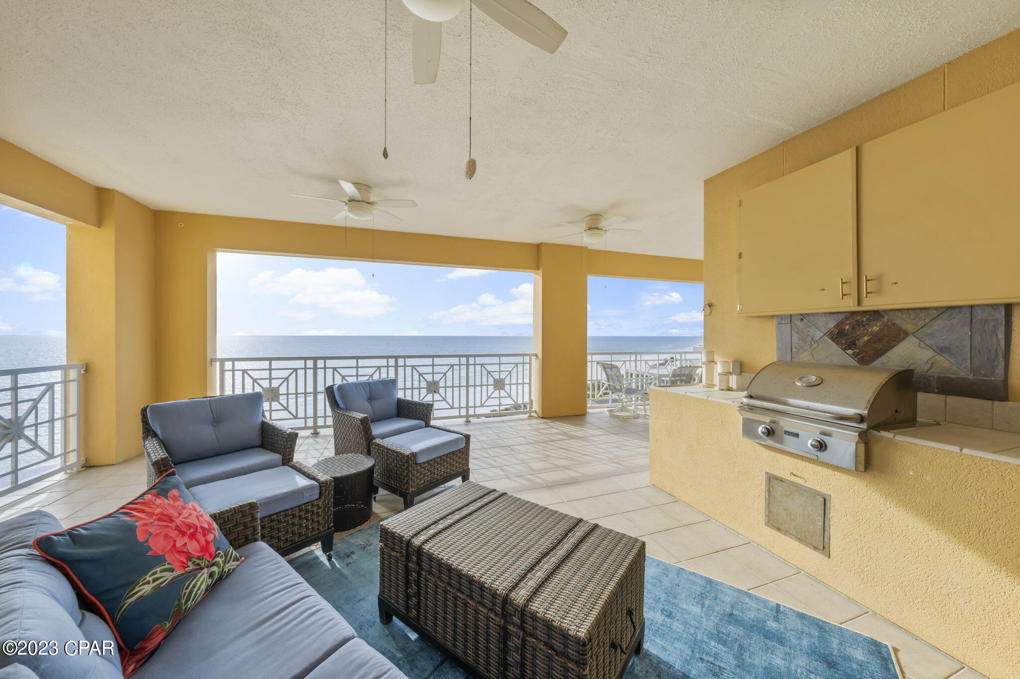 En Soleil Condo - Residential