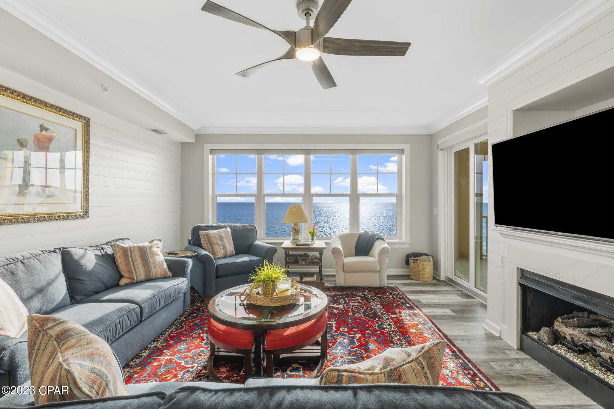 En Soleil Condo - Residential