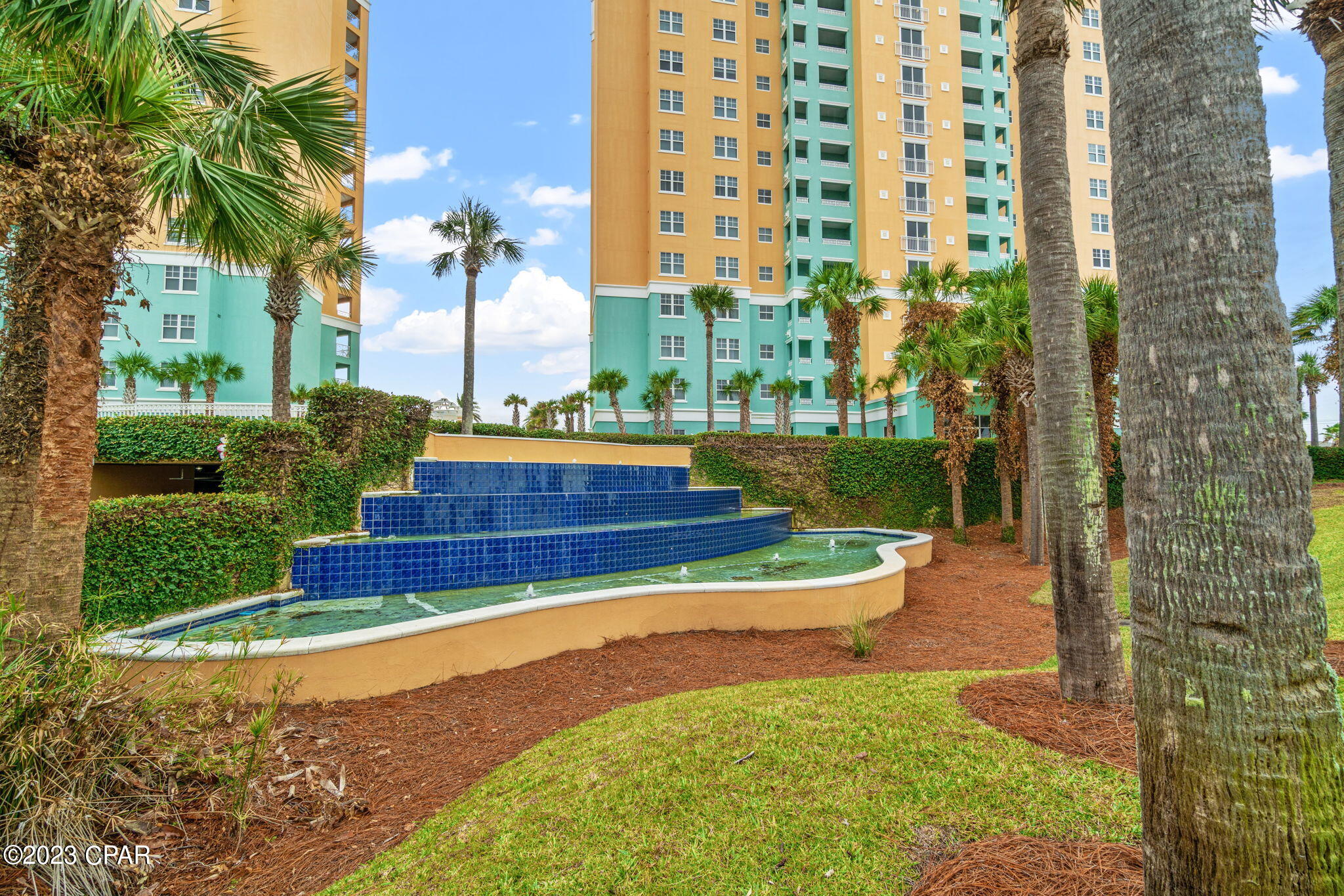 En Soleil Condo - Residential