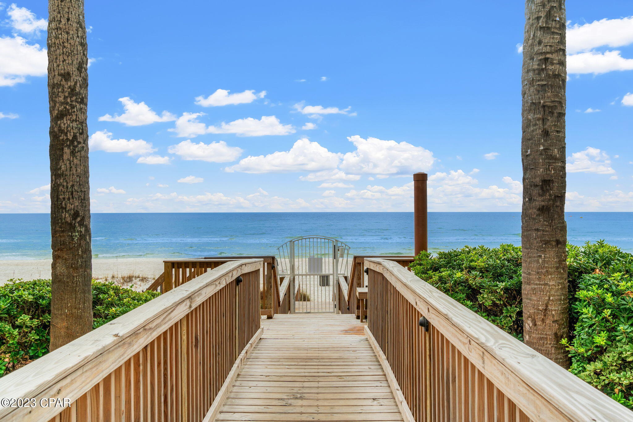 En Soleil Condo - Residential