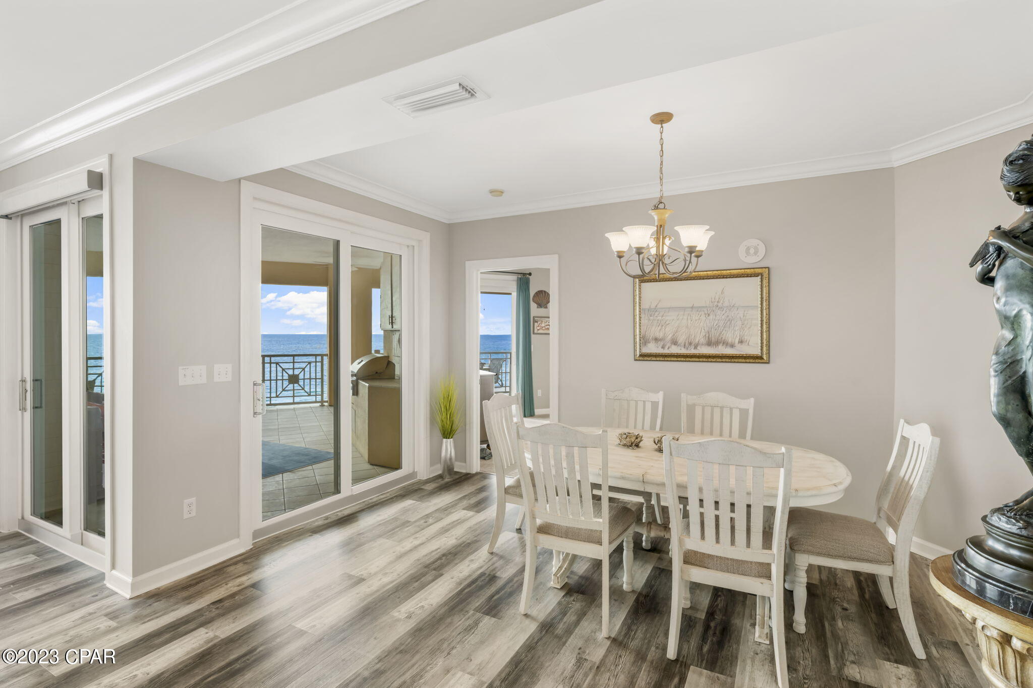 En Soleil Condo - Residential