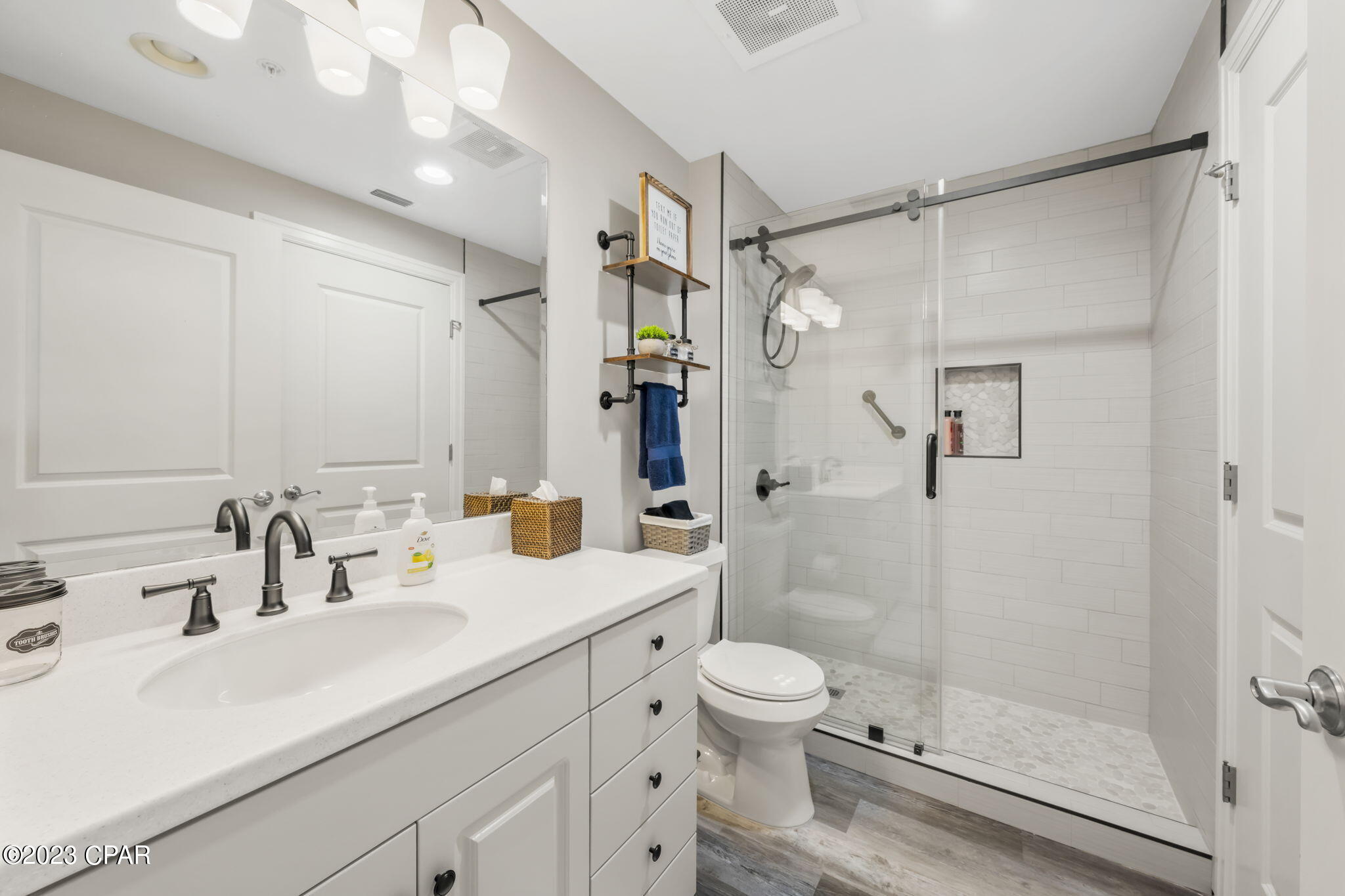 En Soleil Condo - Residential