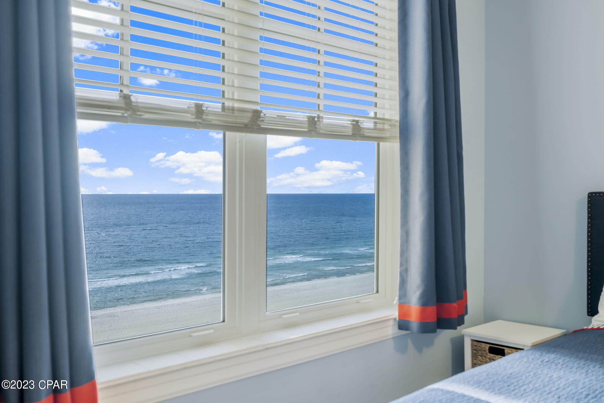 En Soleil Condo - Residential