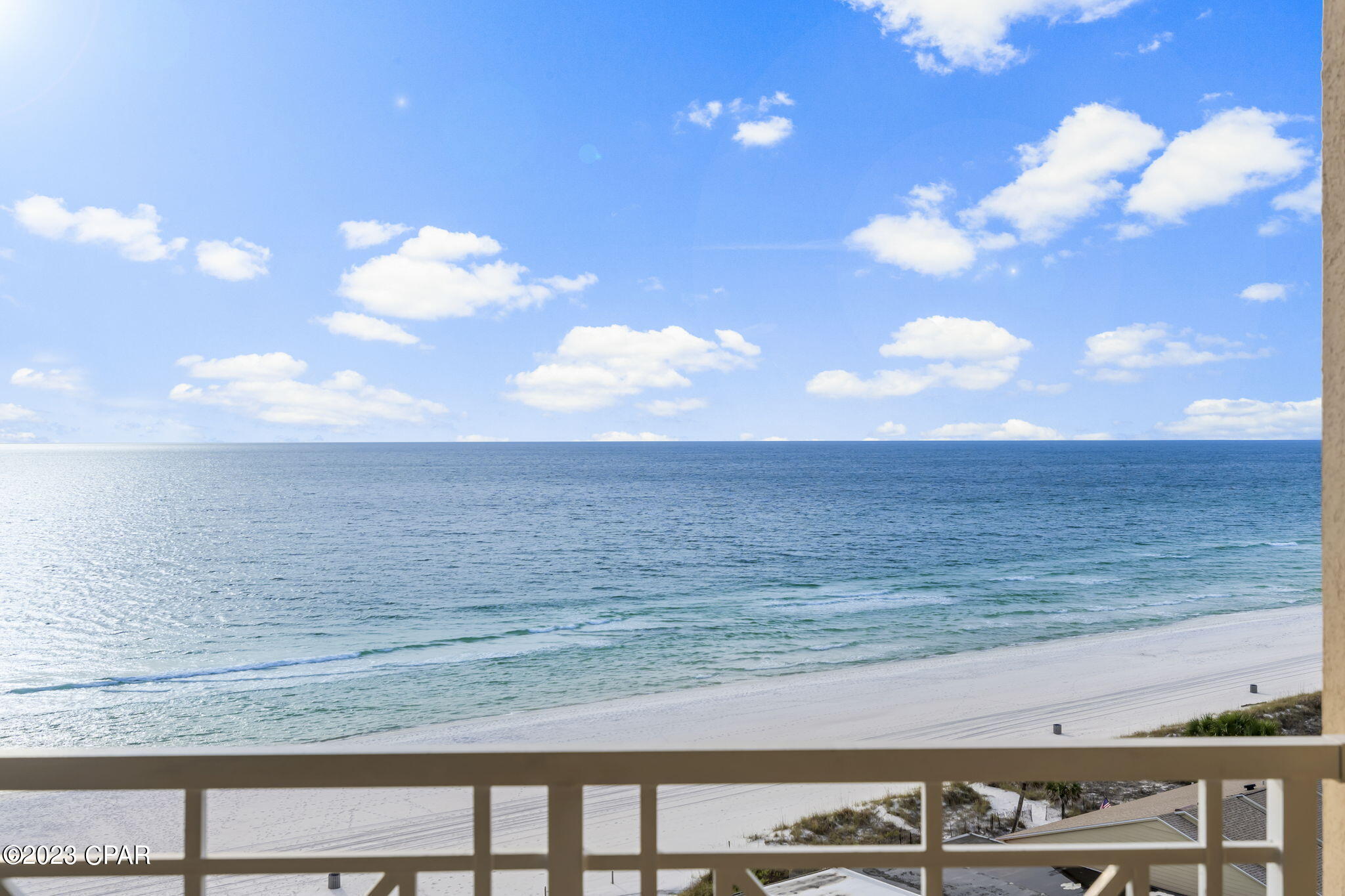 En Soleil Condo - Residential