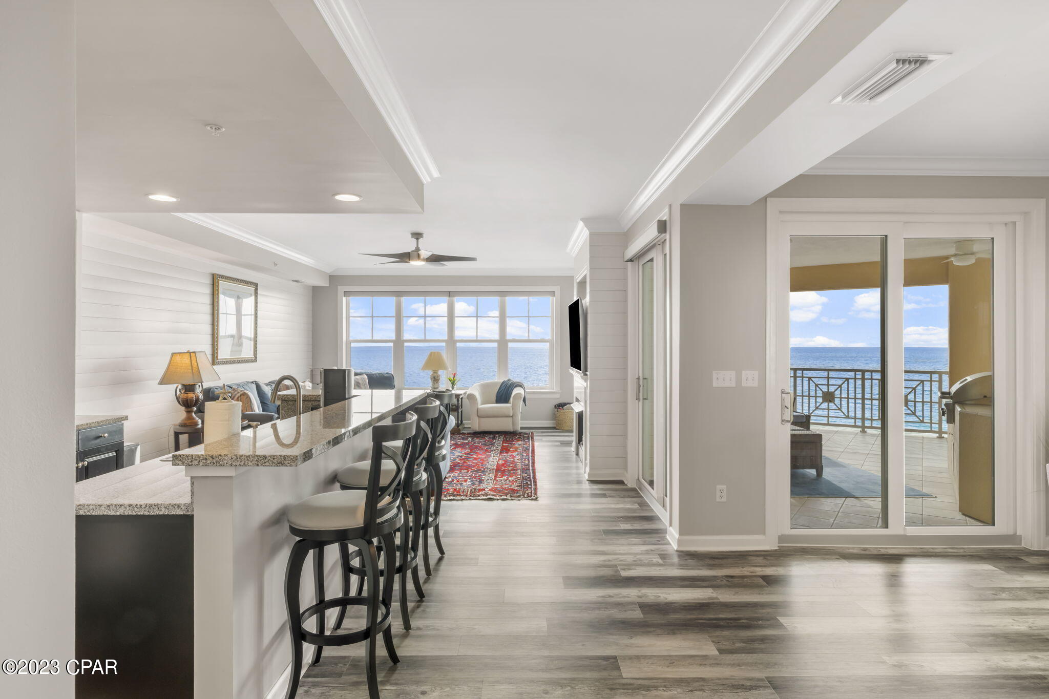 En Soleil Condo - Residential