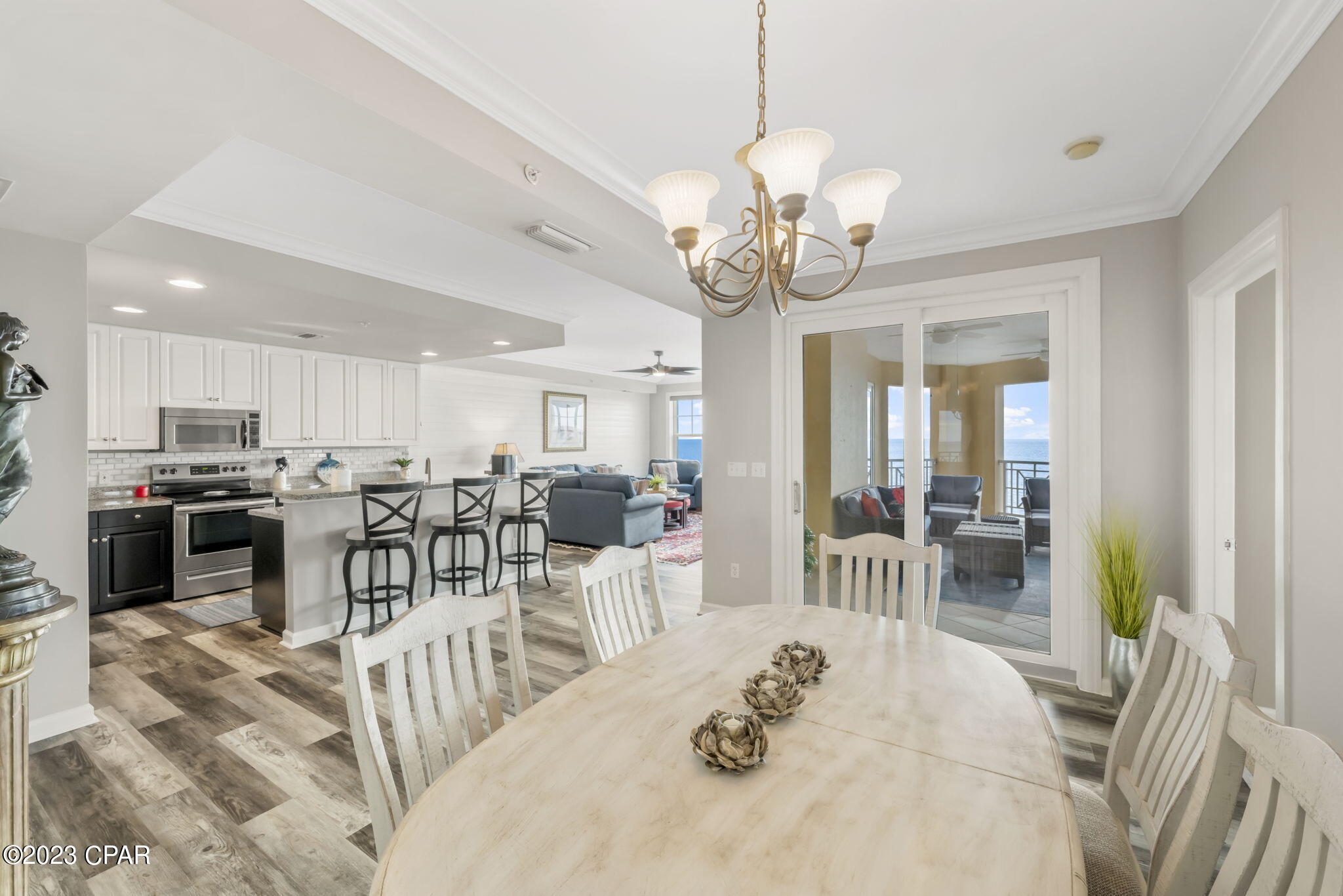 En Soleil Condo - Residential