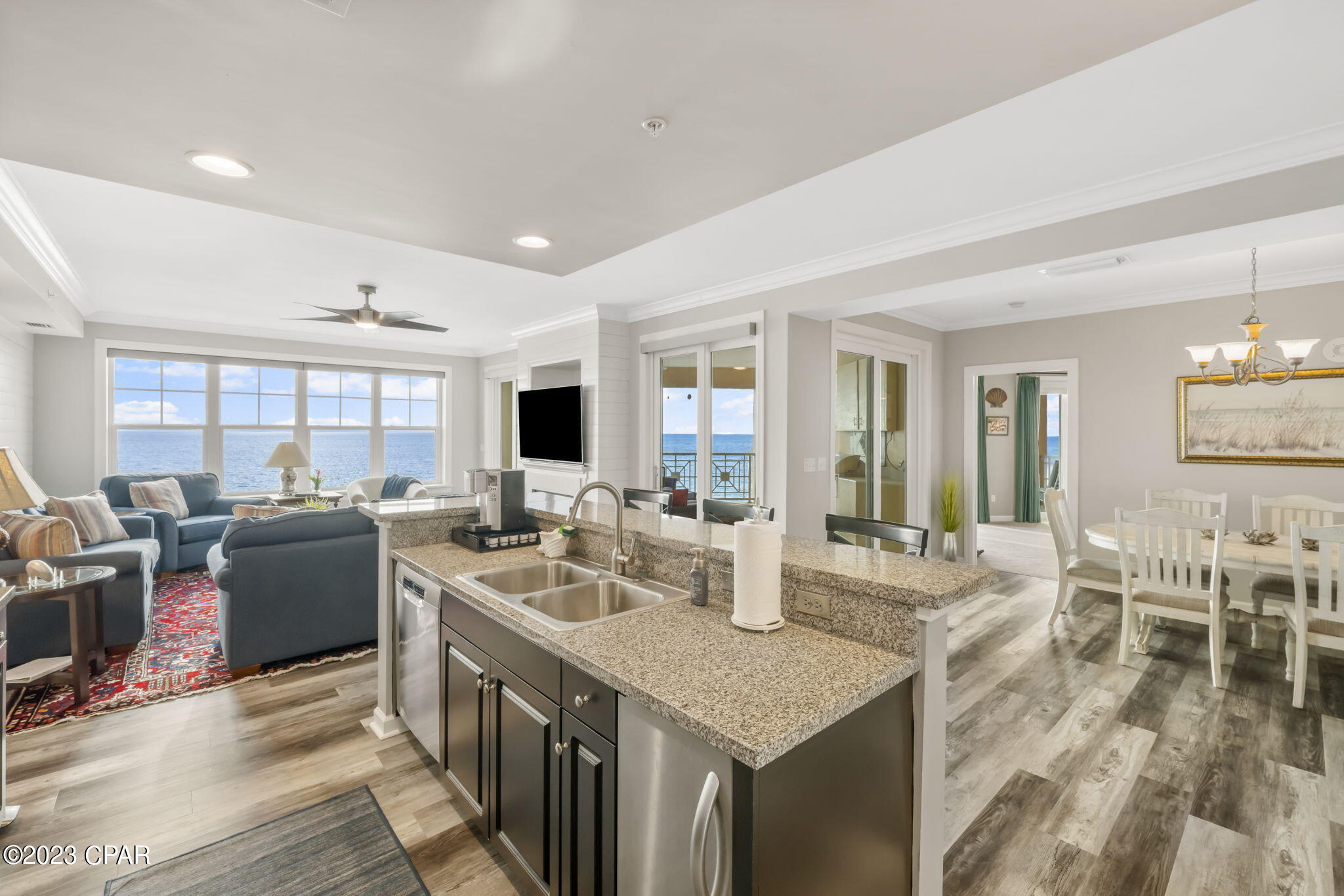 En Soleil Condo - Residential