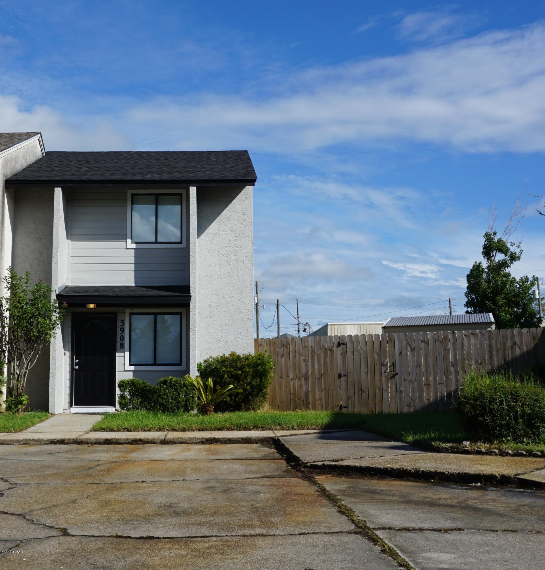 Venetian Villa 3rd Add - Residential