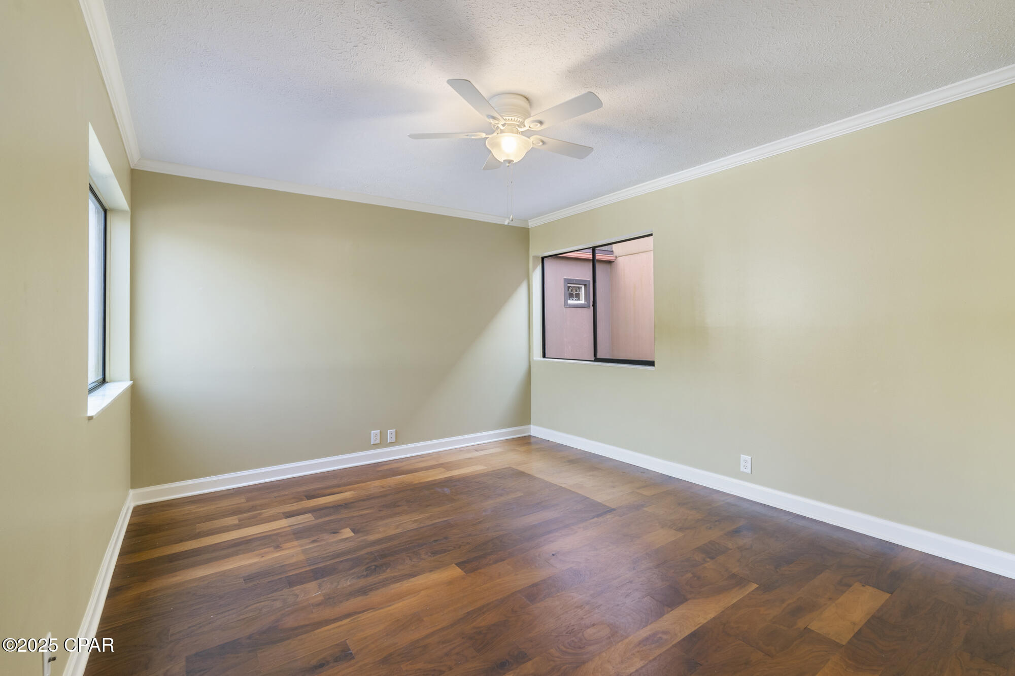 Bay Oaks Townhouses - Residential