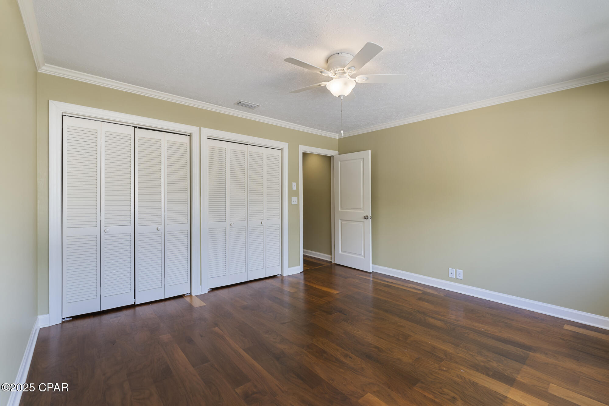 Bay Oaks Townhouses - Residential