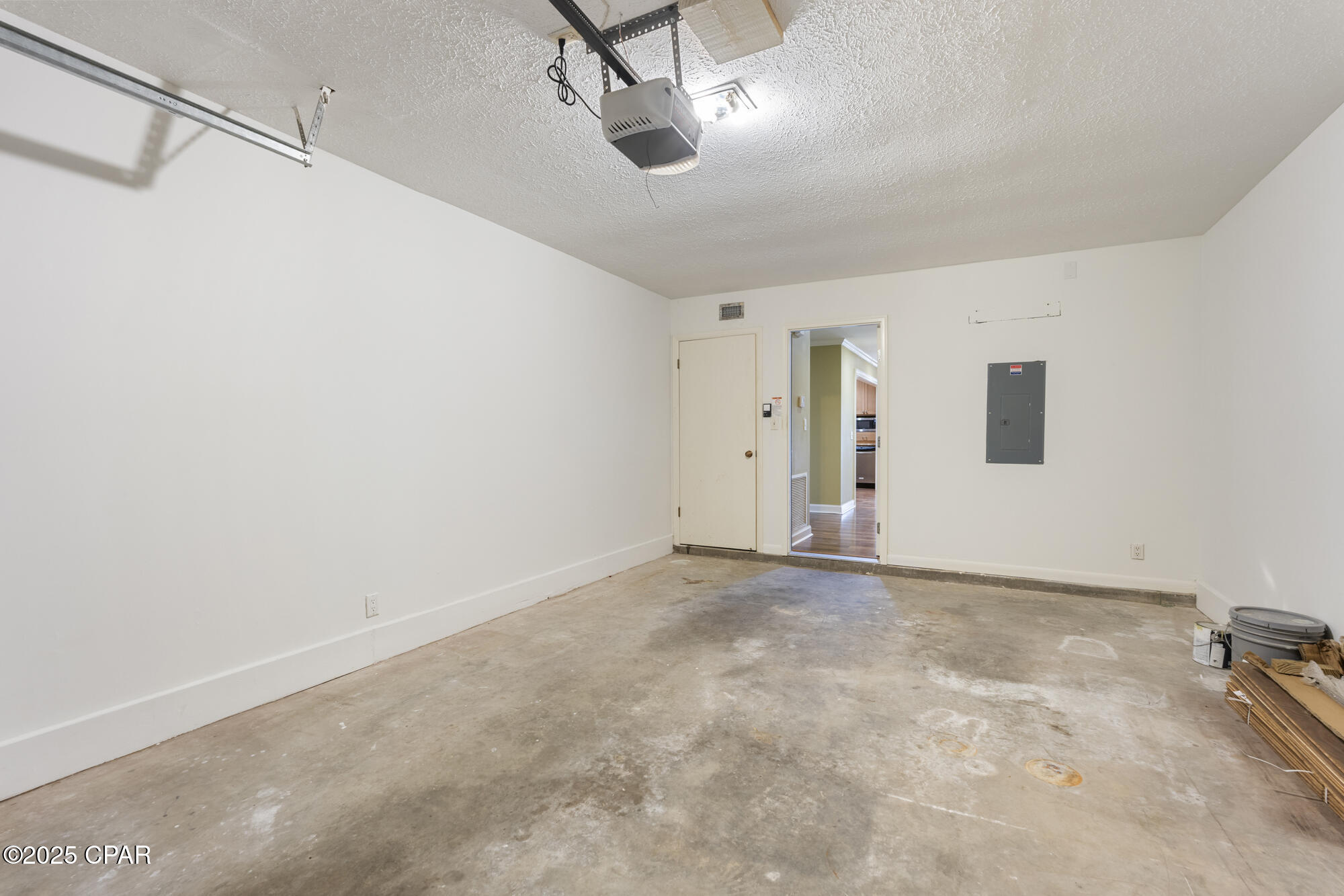 Bay Oaks Townhouses - Residential