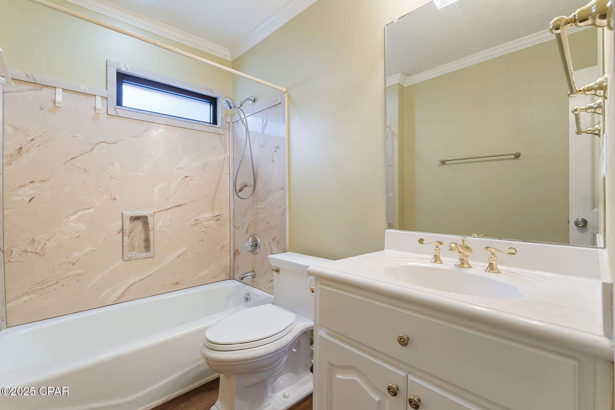 Bay Oaks Townhouses - Residential