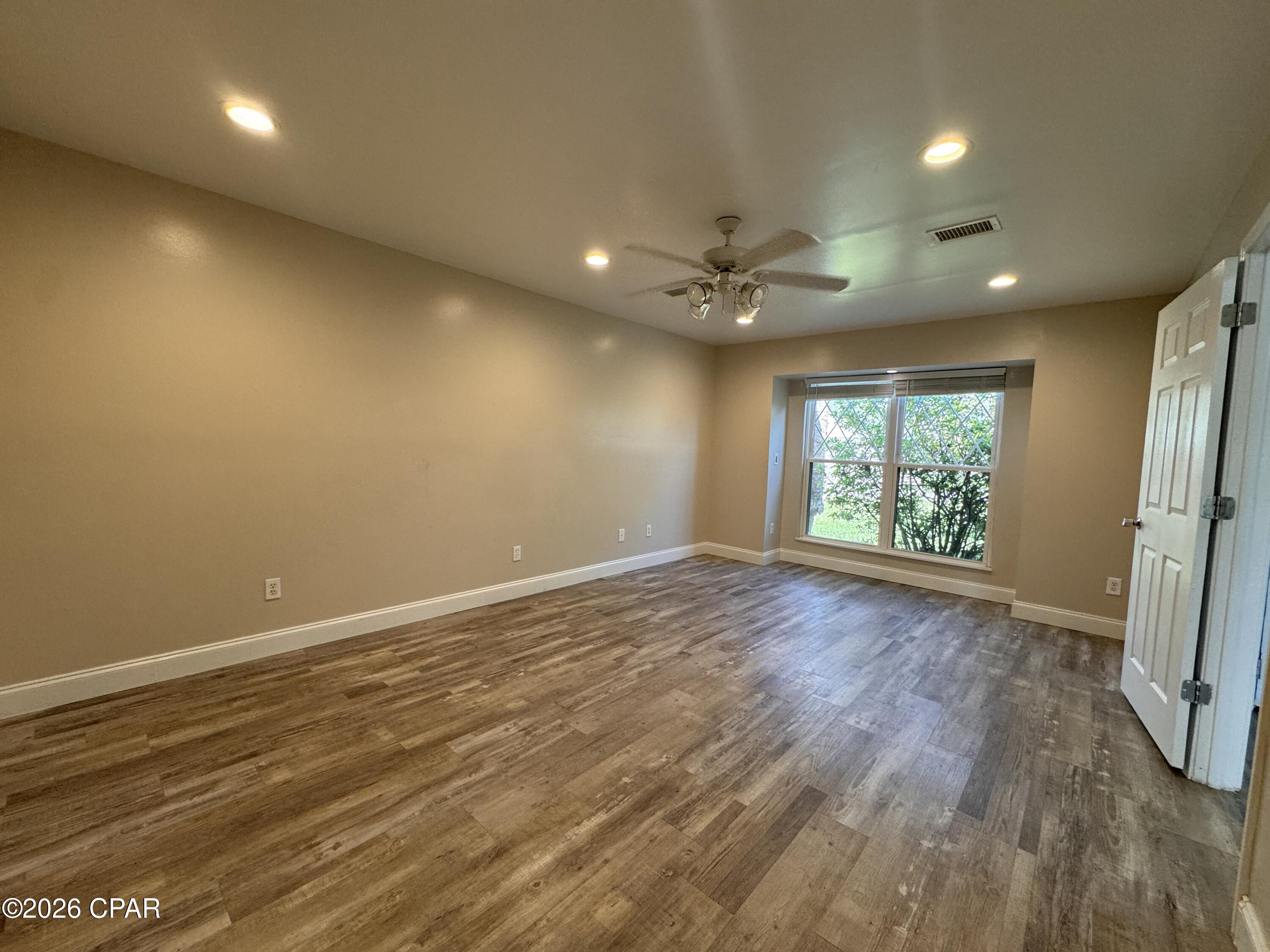 [No Recorded Subdiv] - Residential Lease