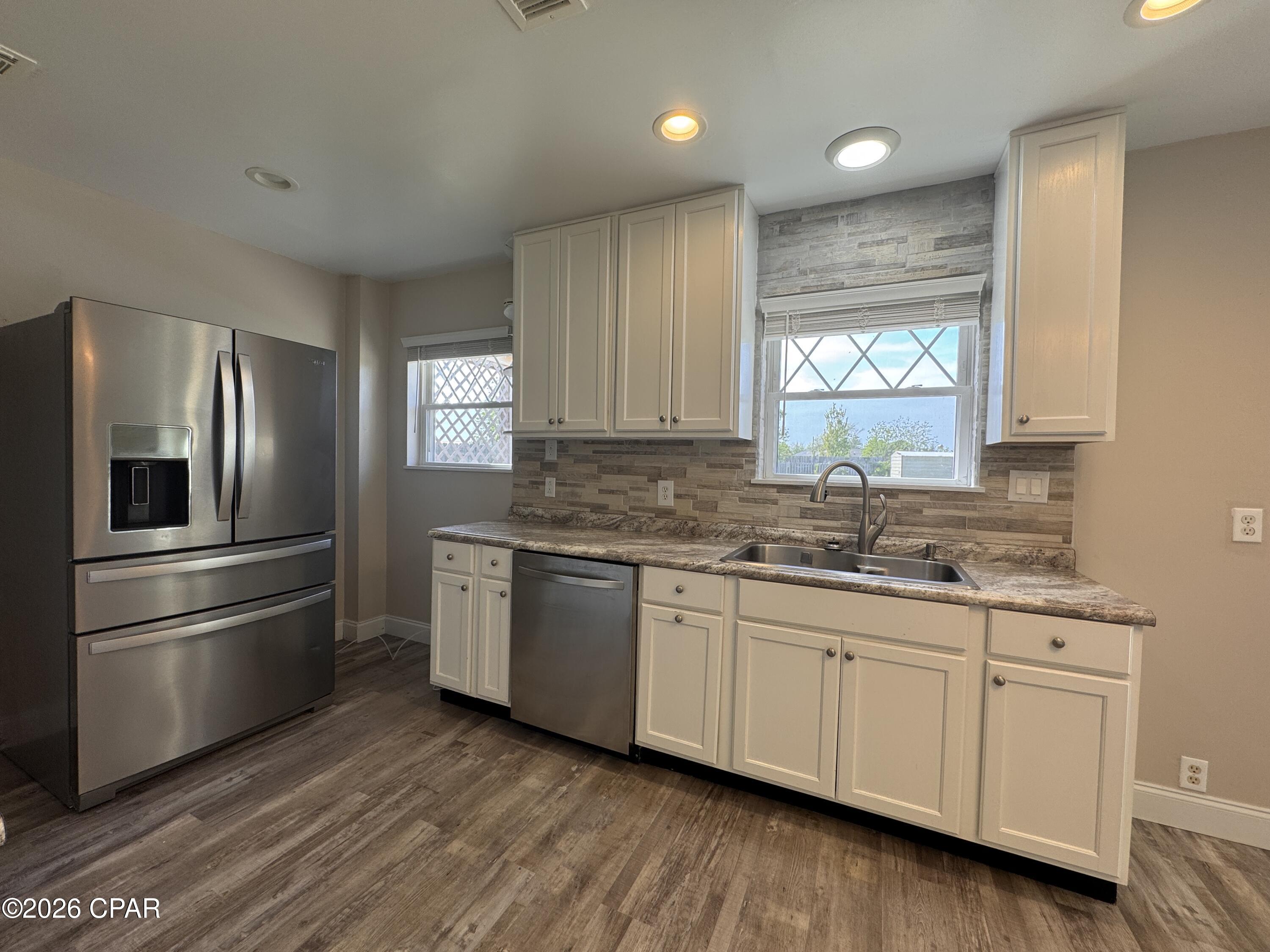 [No Recorded Subdiv] - Residential Lease