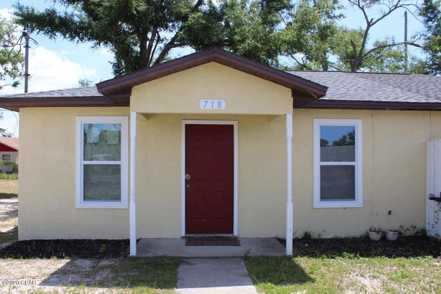 CURRENTLY UNDER CONTRACT, SELLER ACCEPTING BACKUP OFFERS'  Fully renovated 2 bedroom duplex! All New! New roof, flooring, kitchen cabinets, lighting, windows, and paint. Spacious Kitchen with granite countertops. This would make a great investment as a rental property or permanent residence. --- Measurements are approximates, please verify if important. Bring a reasonable offer, let's talk.