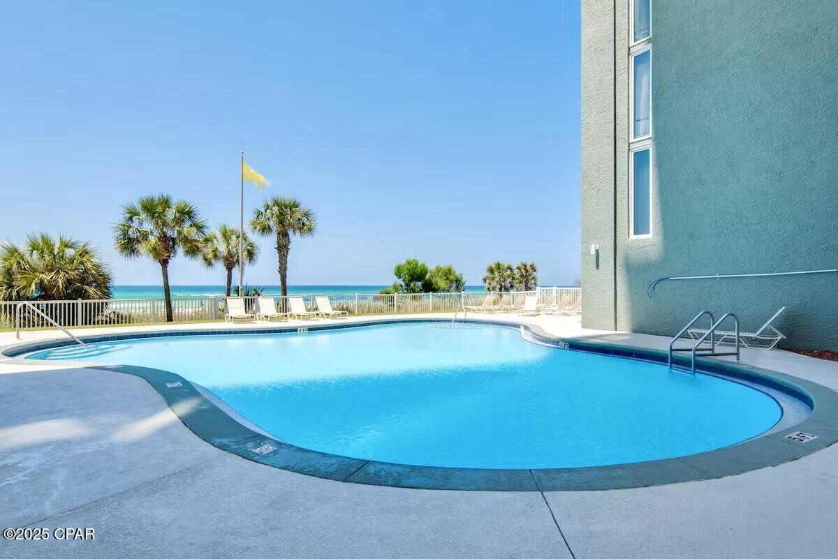 Long Beach Towers IV - Residential