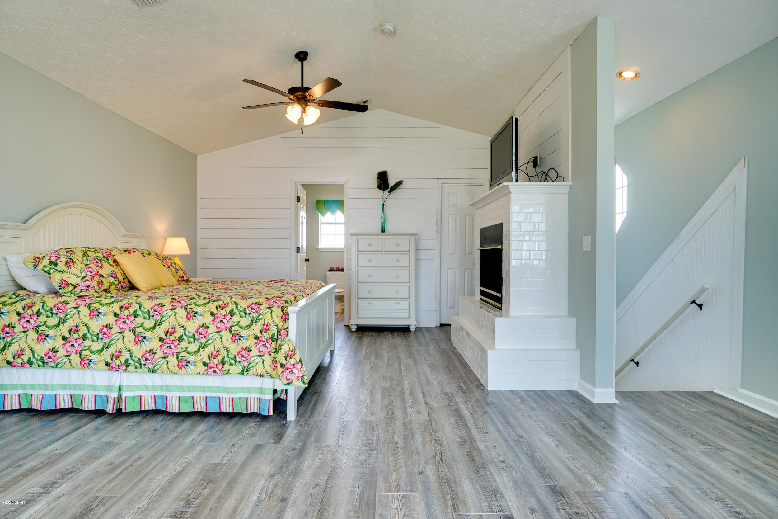 The Palms - Residential