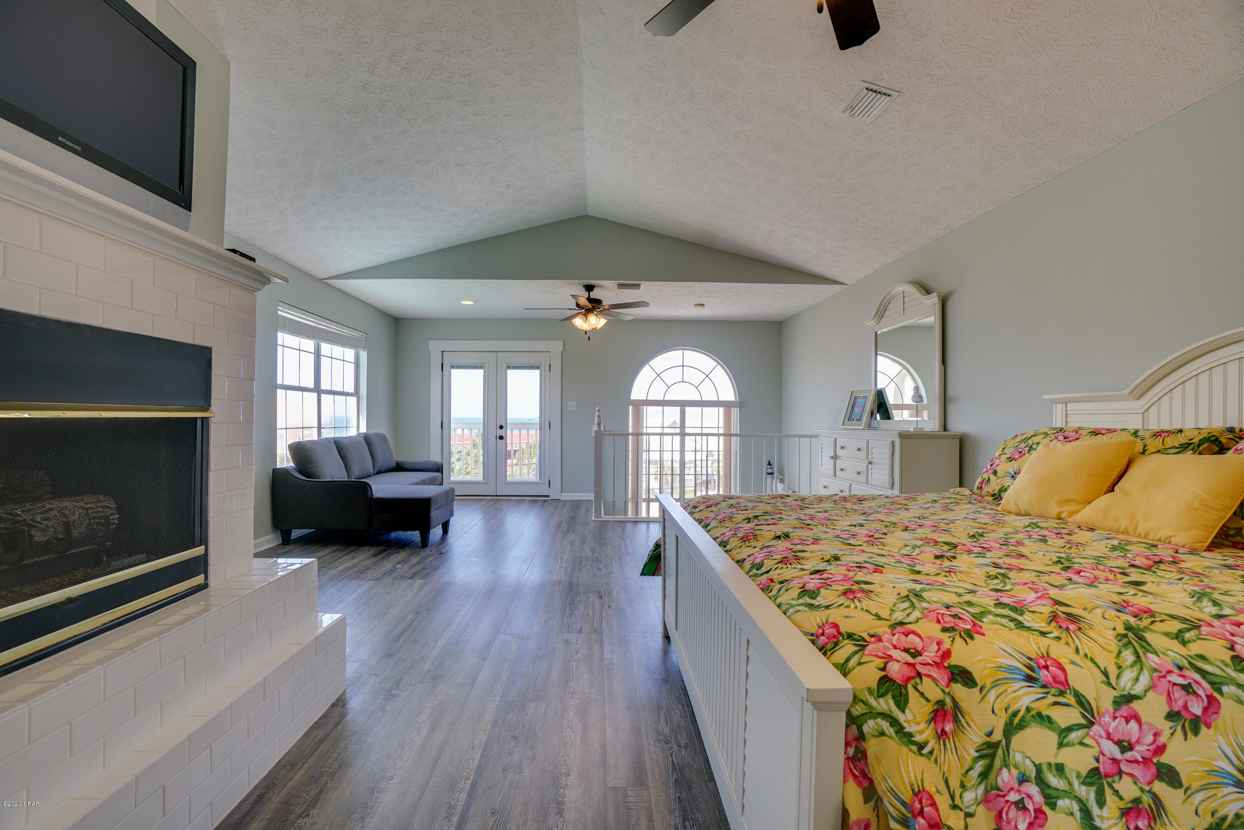 The Palms - Residential