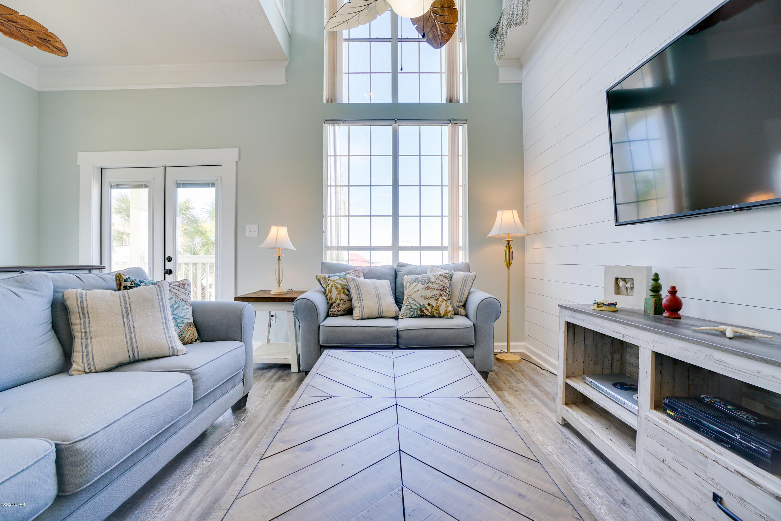 The Palms - Residential