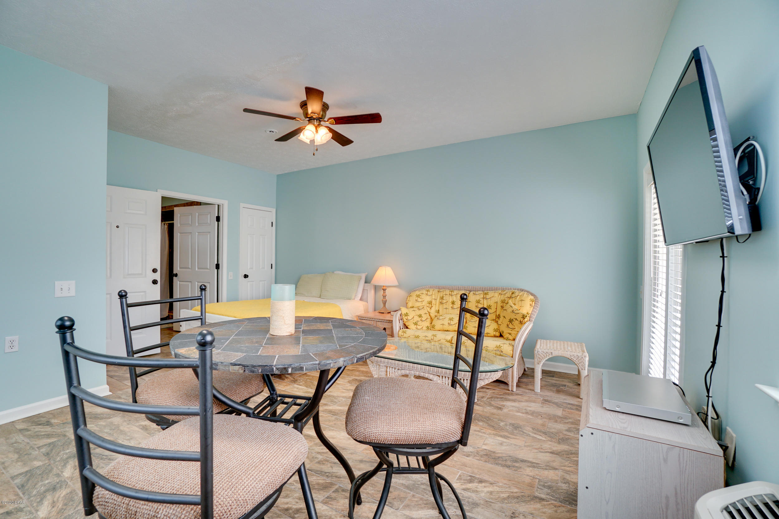 The Palms - Residential