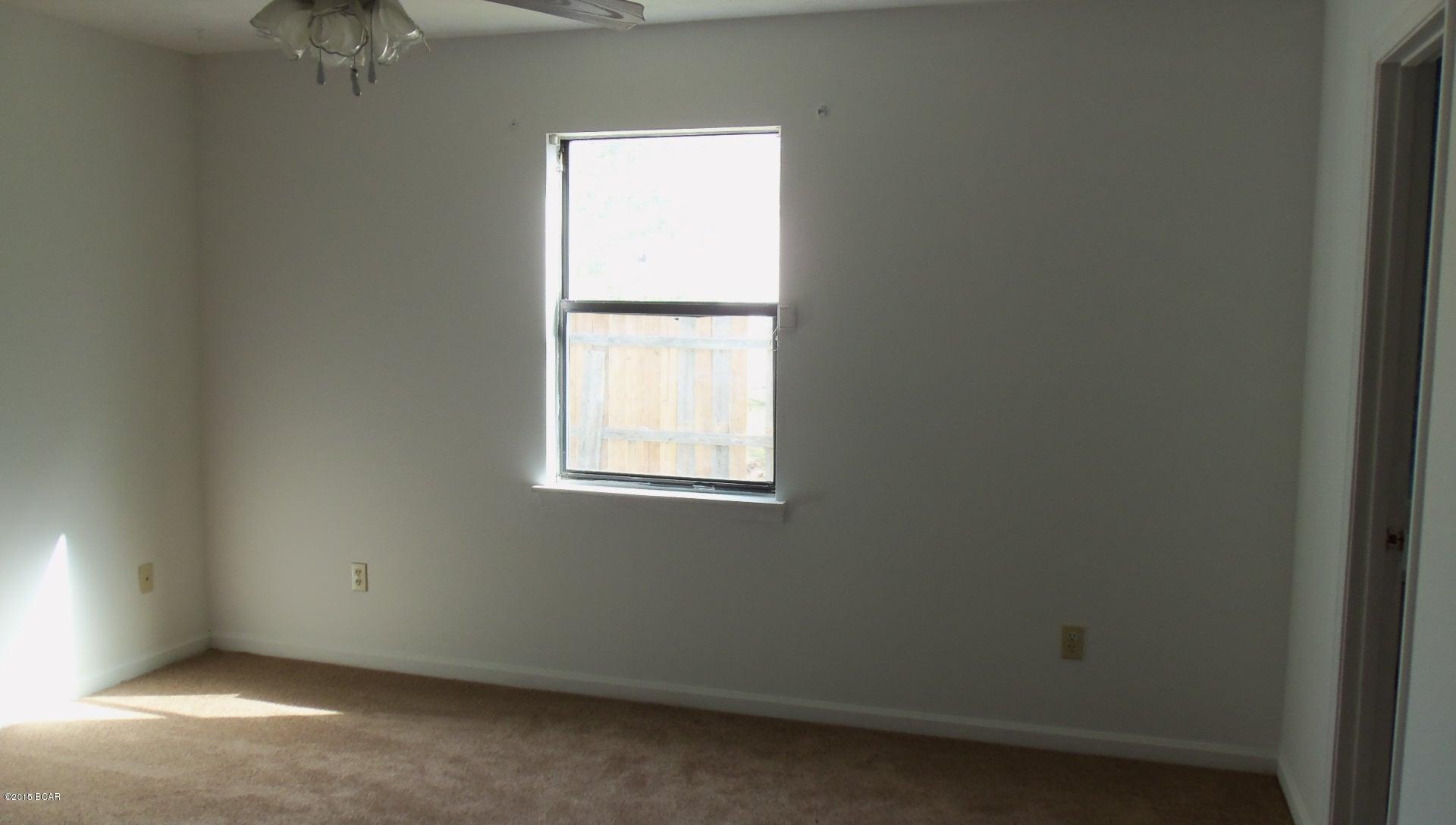 W H Parker - Residential Lease