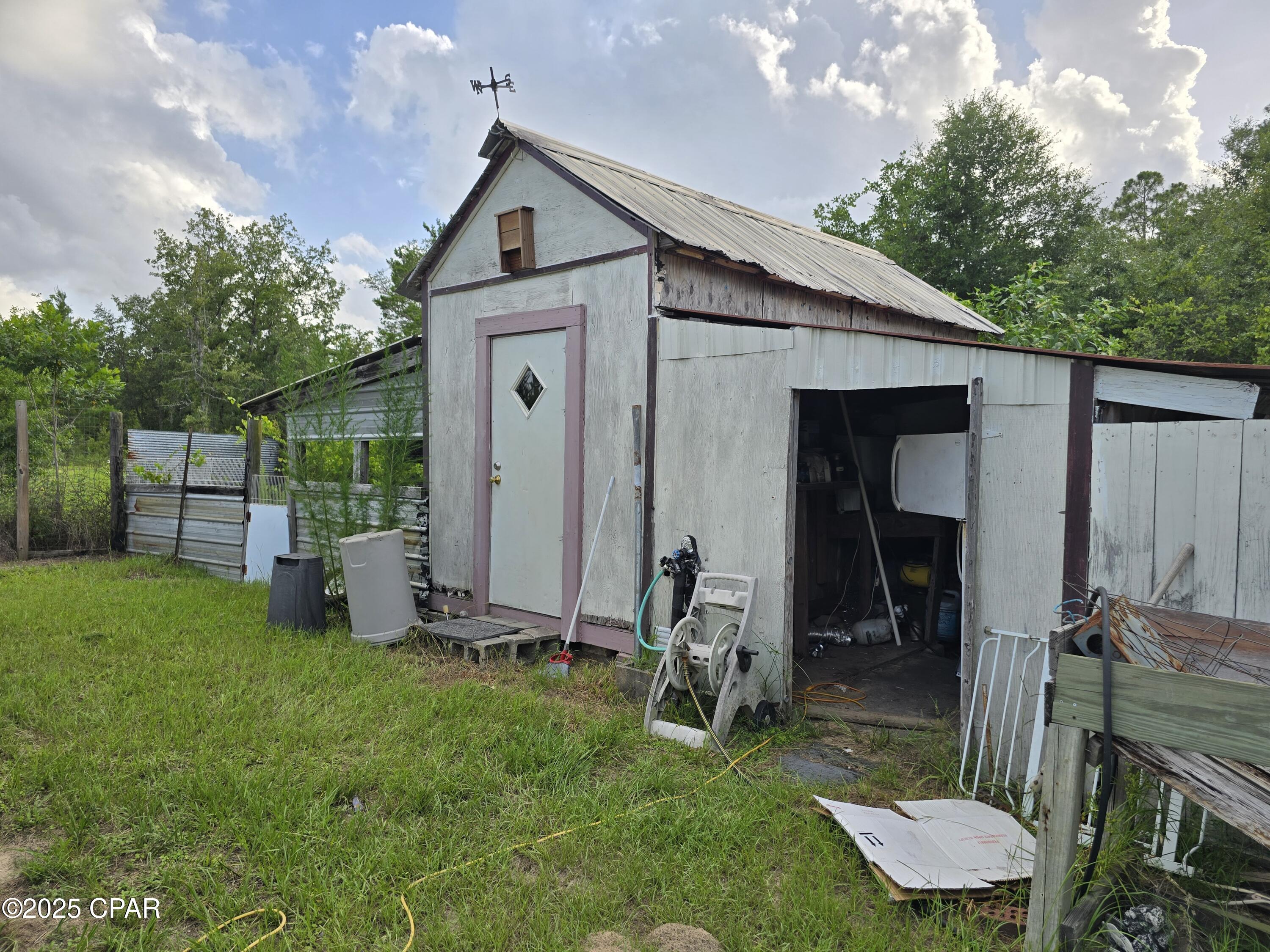 Lake Mckenzie Homes - Residential