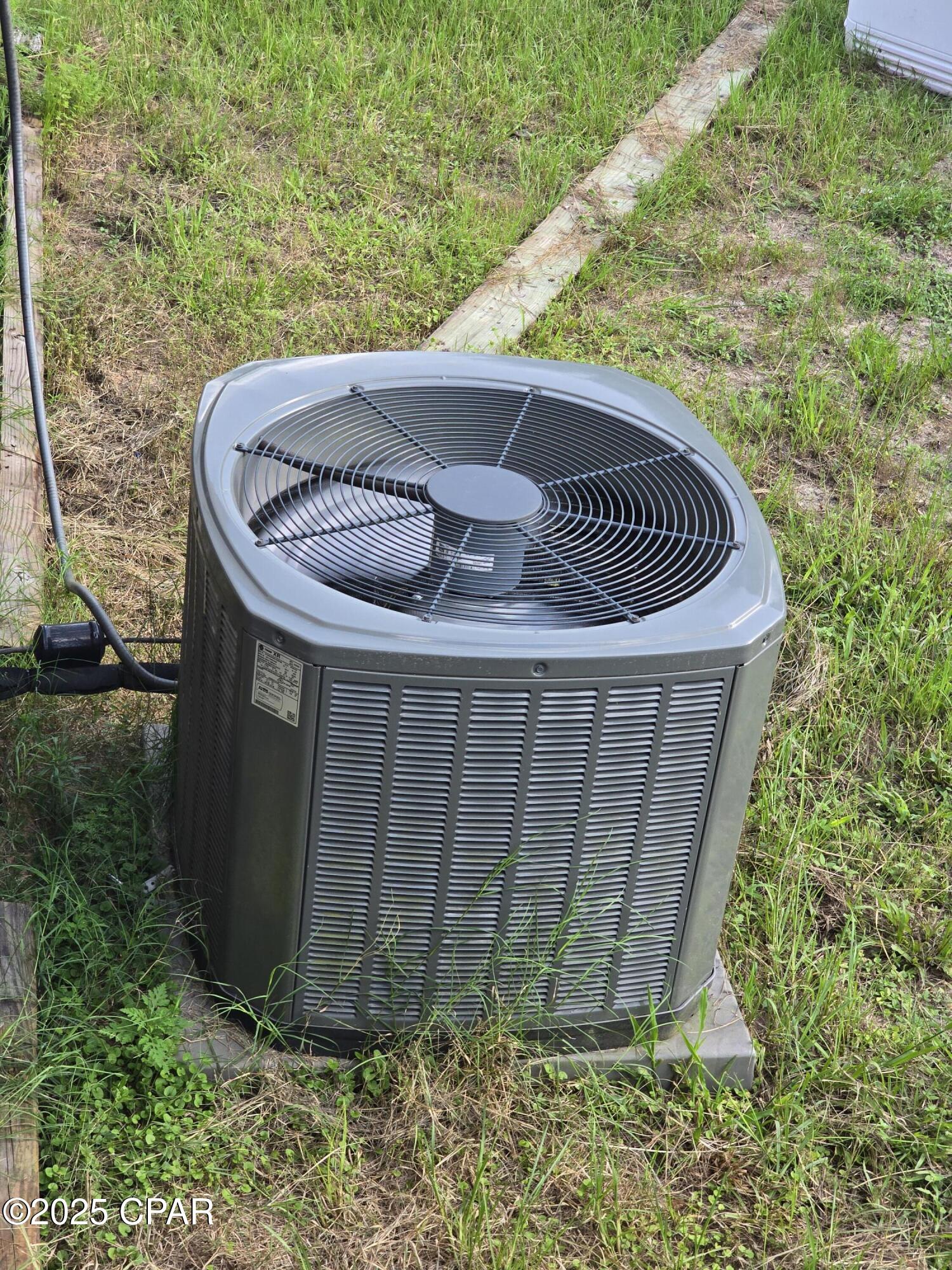 Lake Mckenzie Homes - Residential