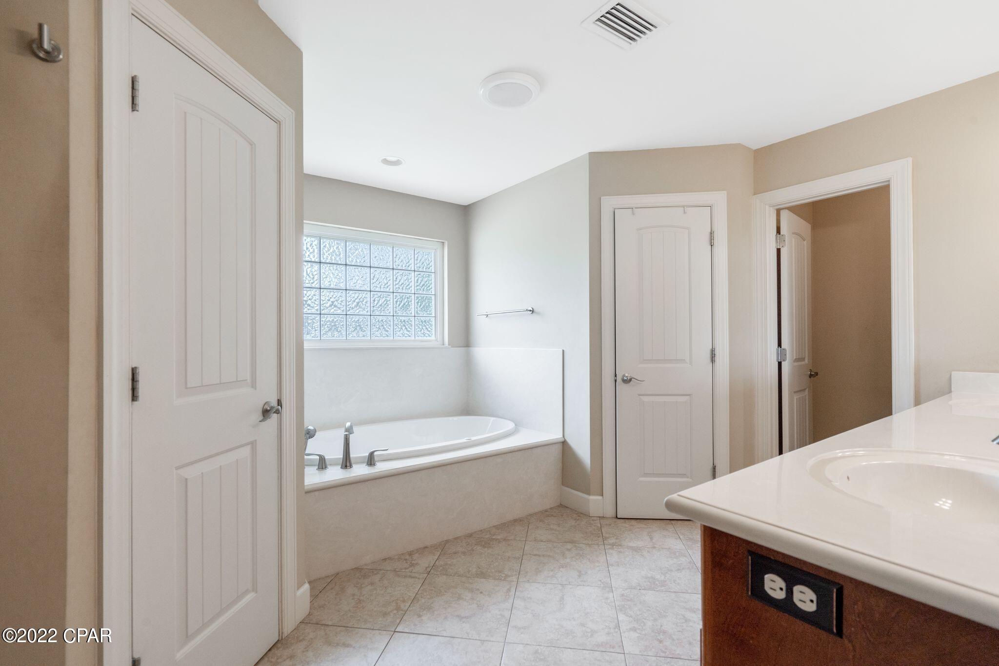 White Oaks - Residential