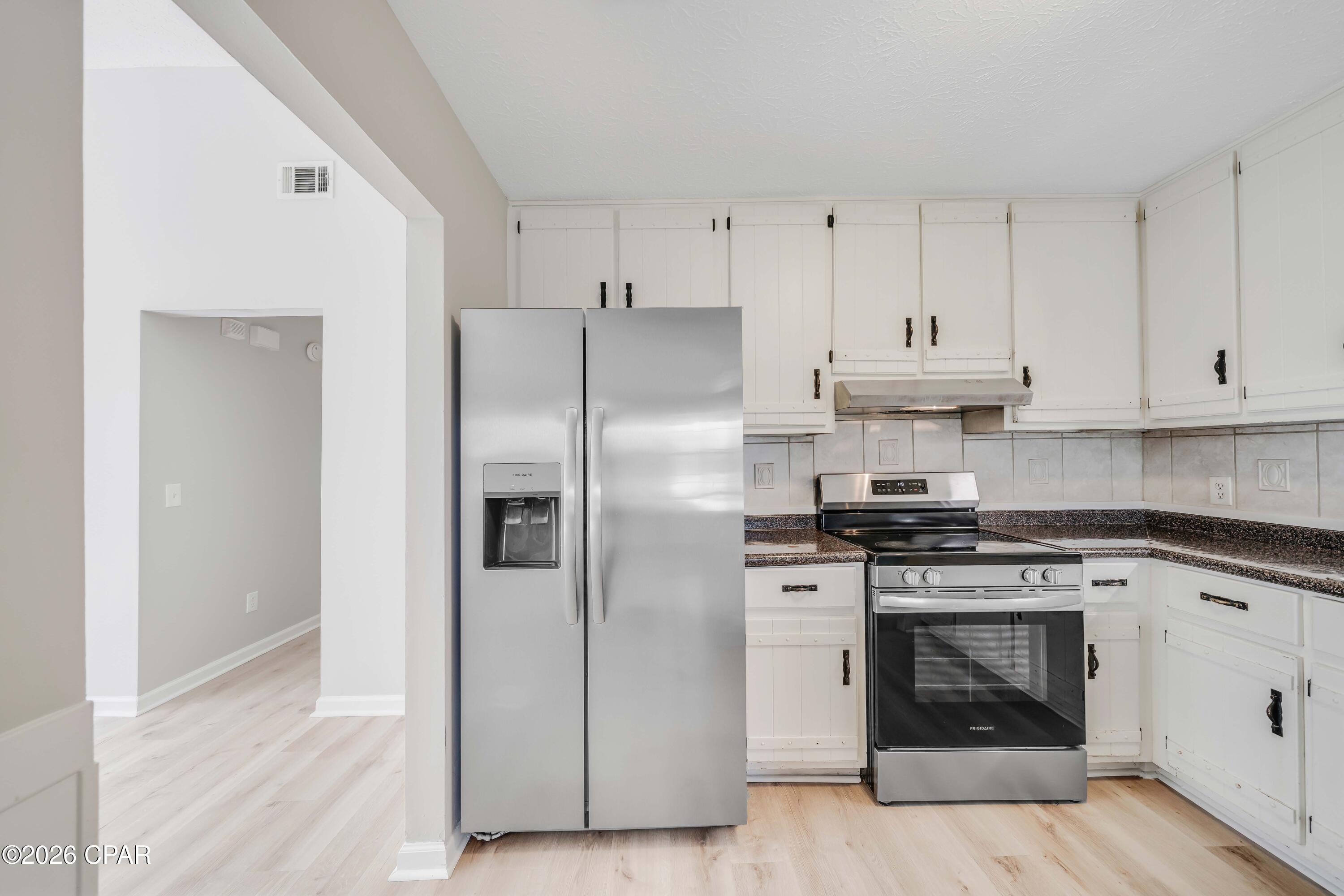 [No Recorded Subdiv] - Residential Lease