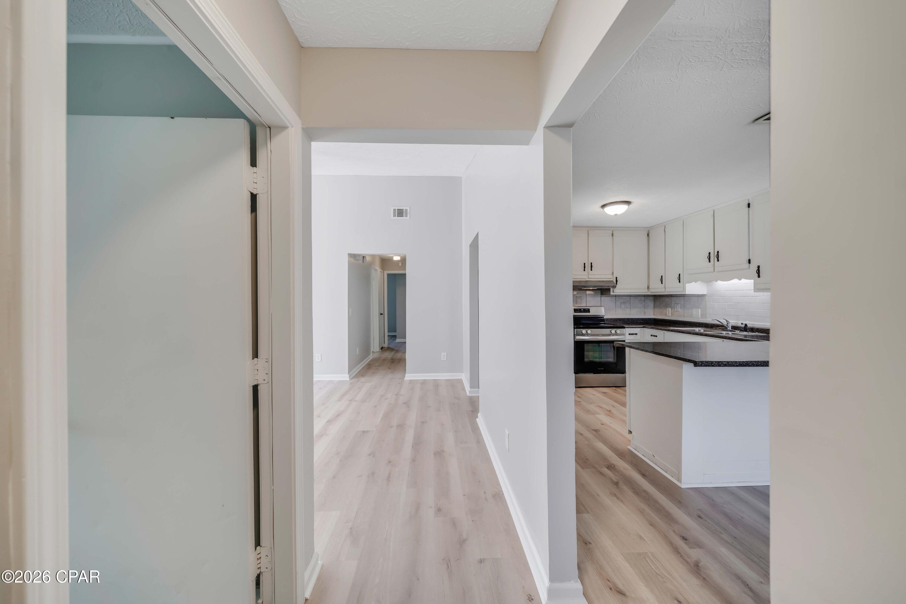 [No Recorded Subdiv] - Residential Lease