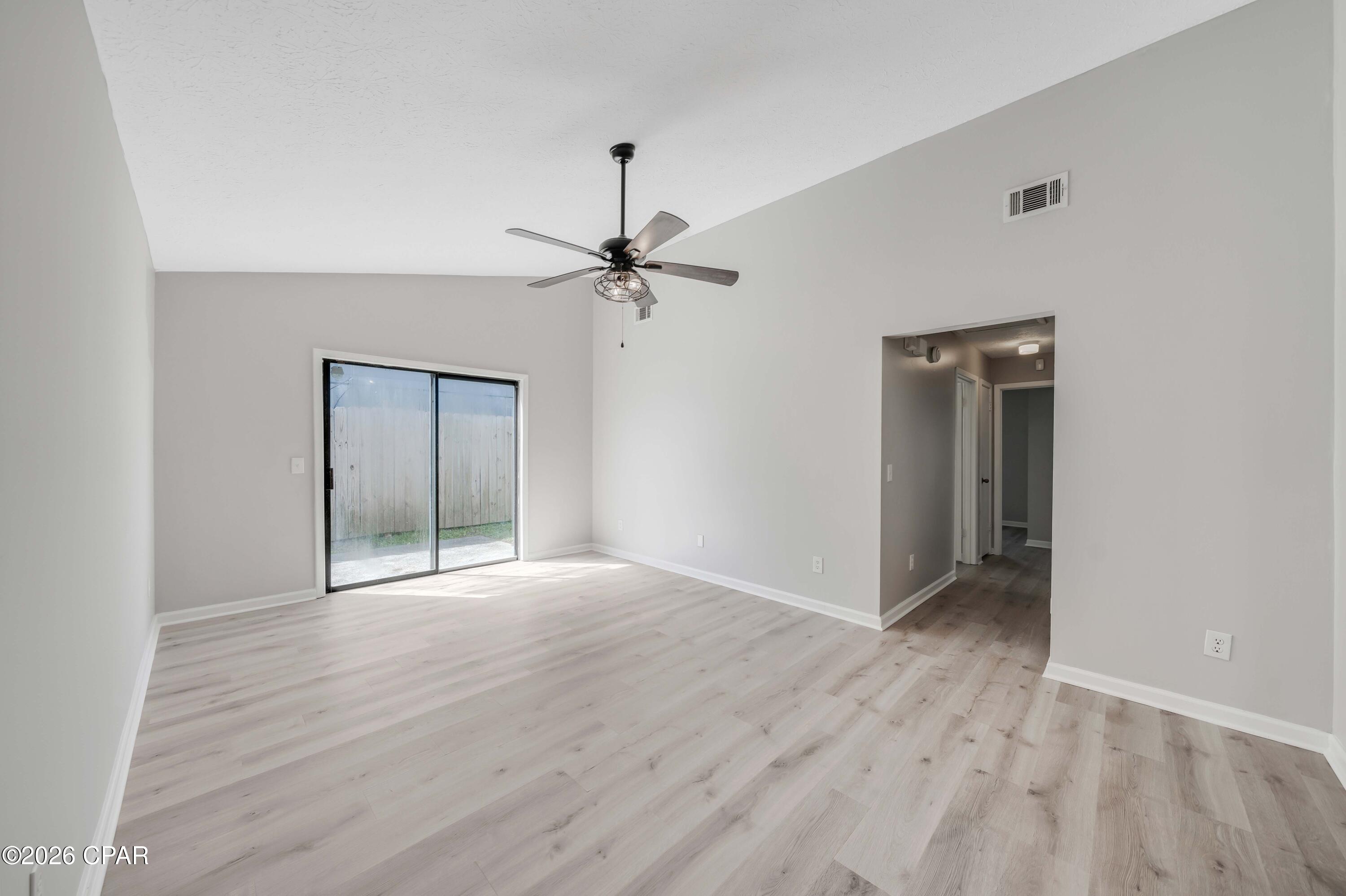 [No Recorded Subdiv] - Residential Lease