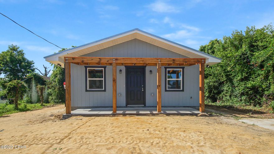CURRENTLY UNDER CONTRACT, SELLER WILL CONSIDER BACKUP OFFERS' New Construction 3 bedroom 2 bath home centrally located and priced to sale. Open floorplan. Spacious kitchen with breakfast bar and stainless steel appliances. Covered front porch and new 8x10 storage shed.