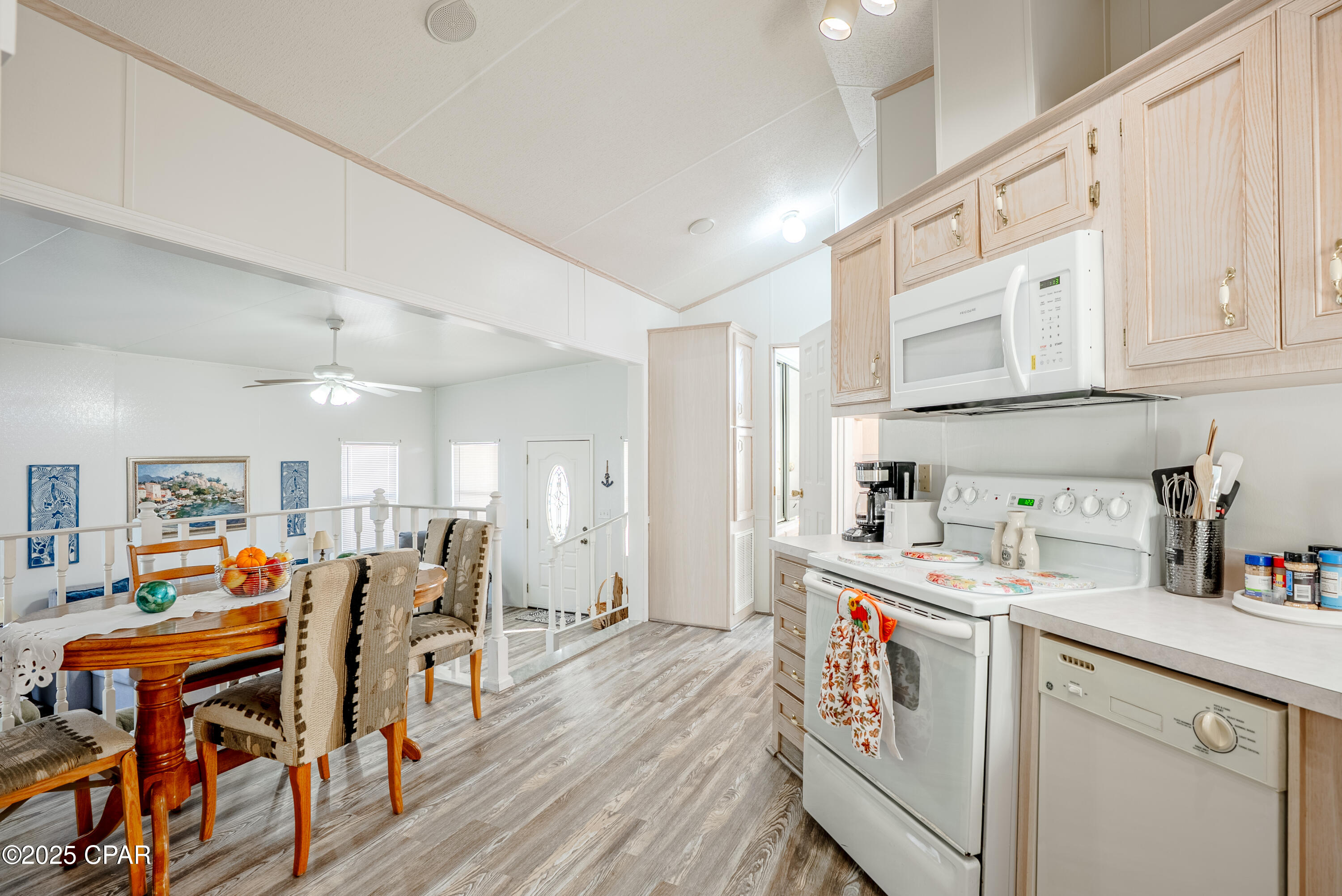 Emerald Pointe Resort - Residential