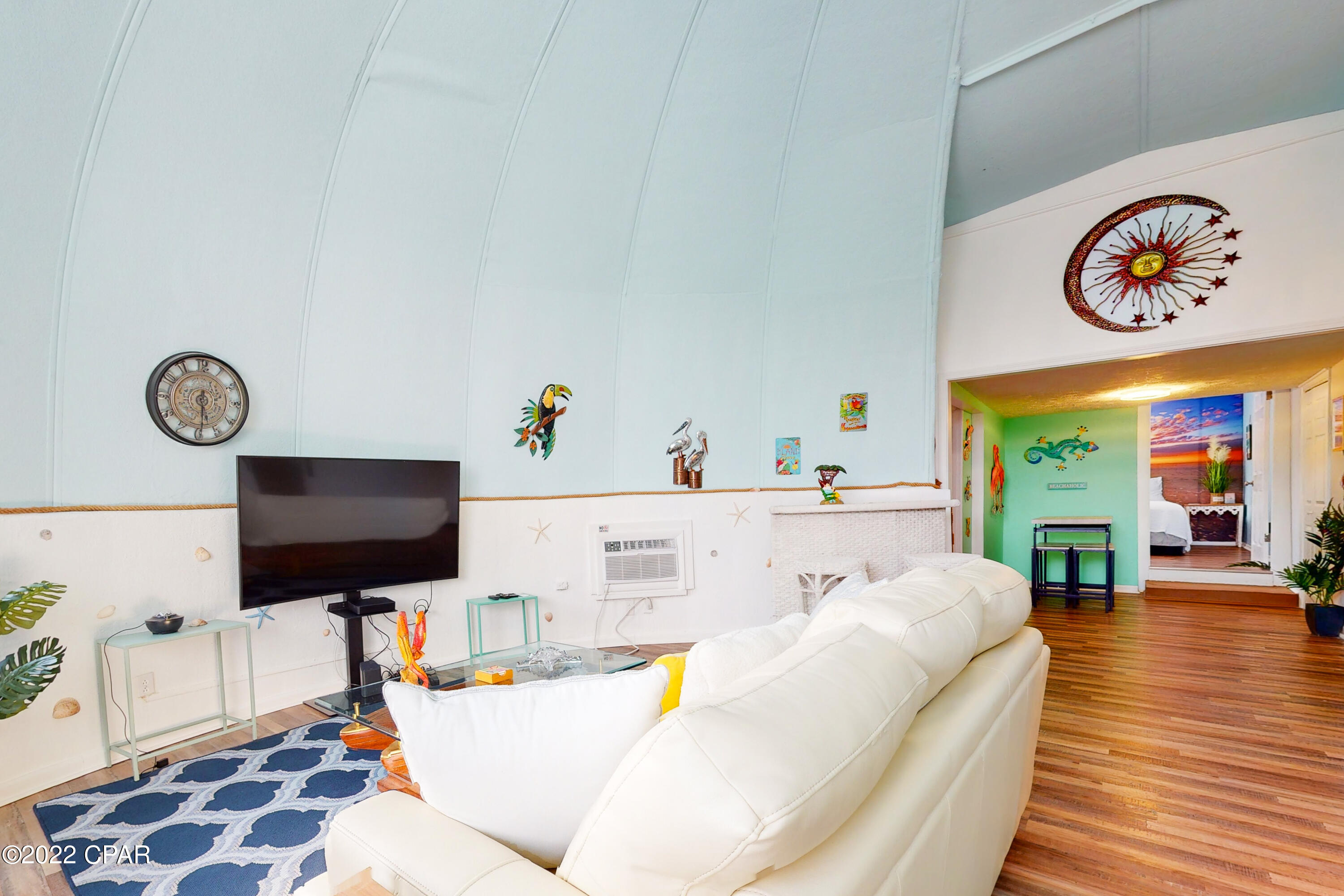 Laguna Beach Estates 9th Add - Residential