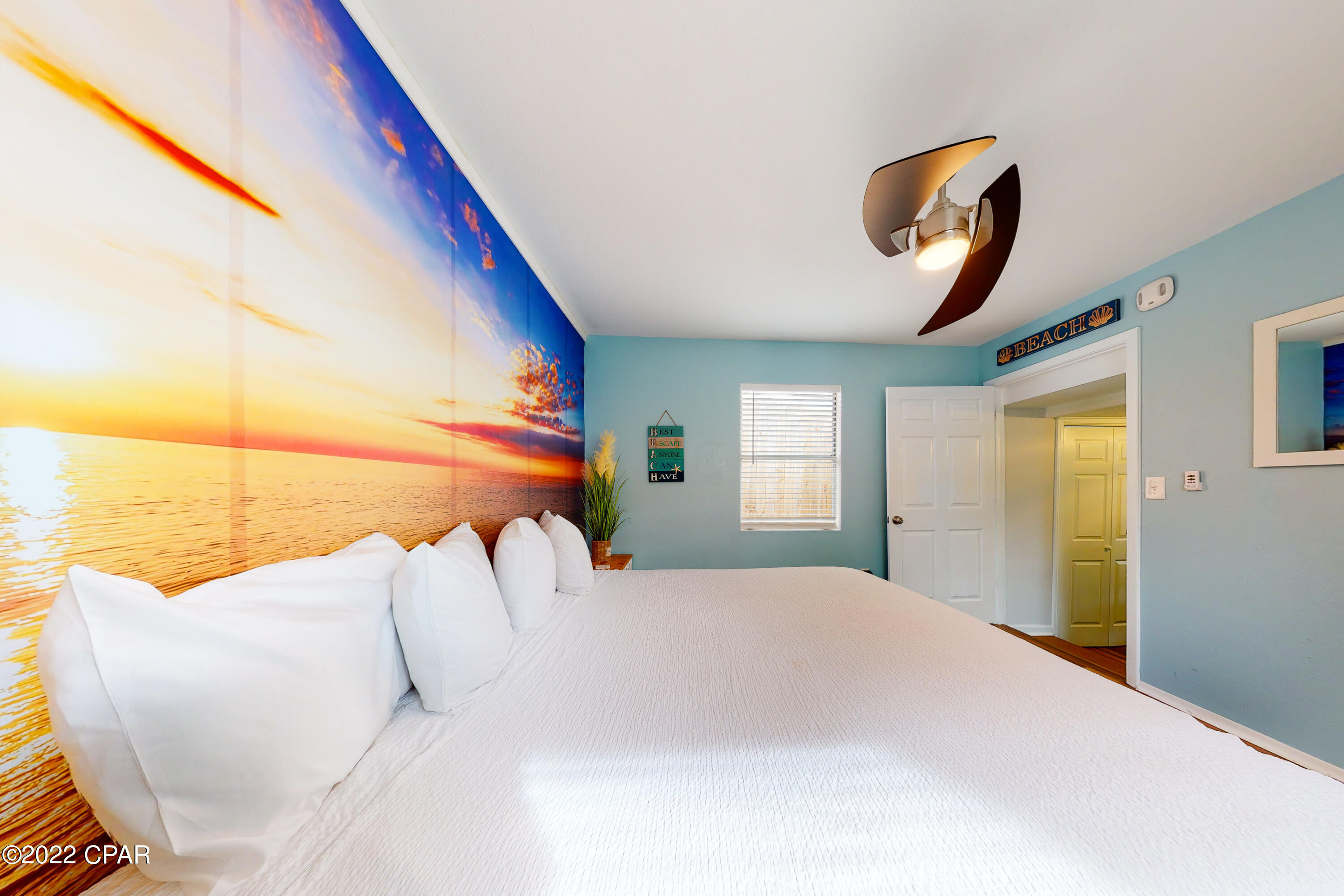 Laguna Beach Estates 9th Add - Residential