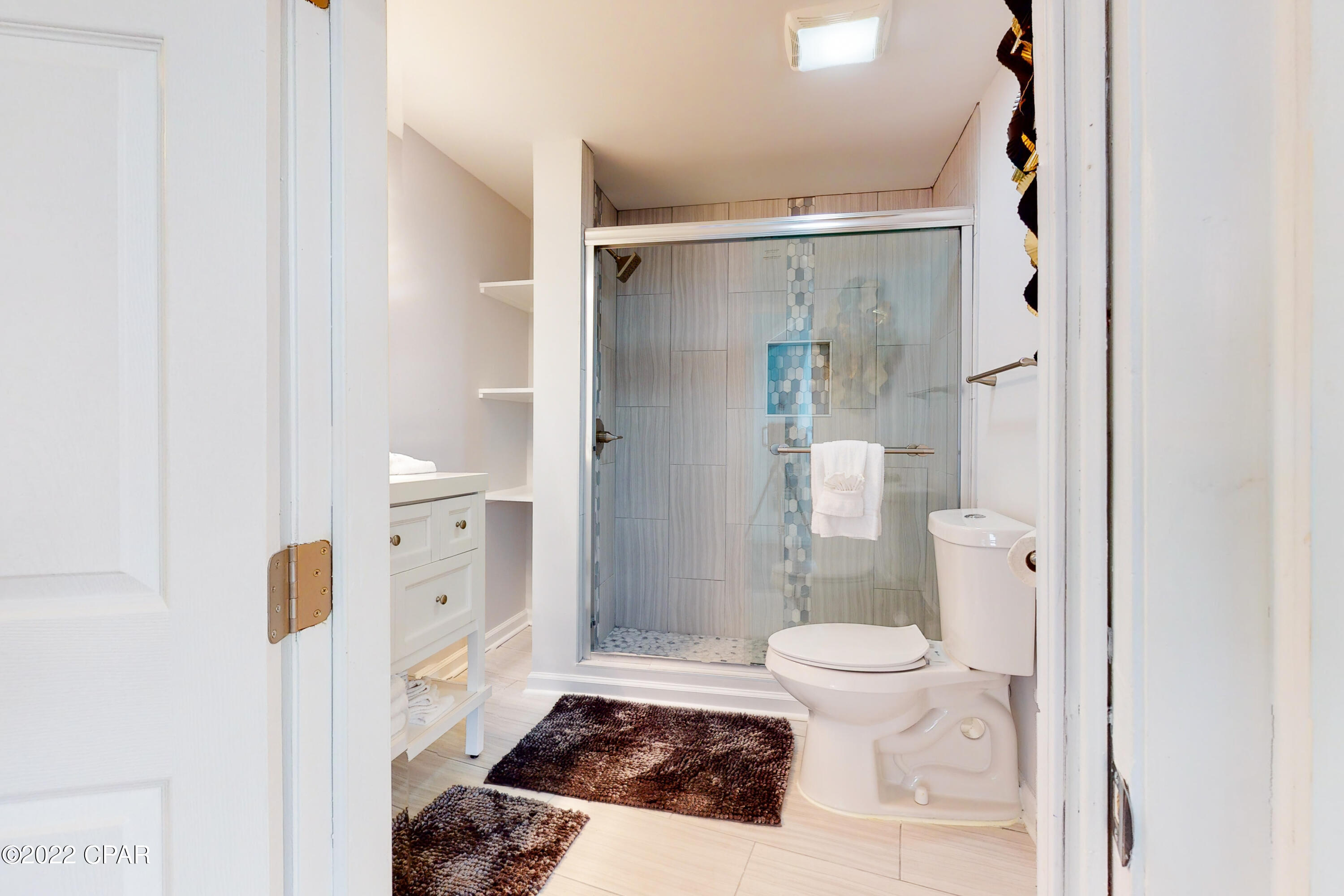 Laguna Beach Estates 9th Add - Residential